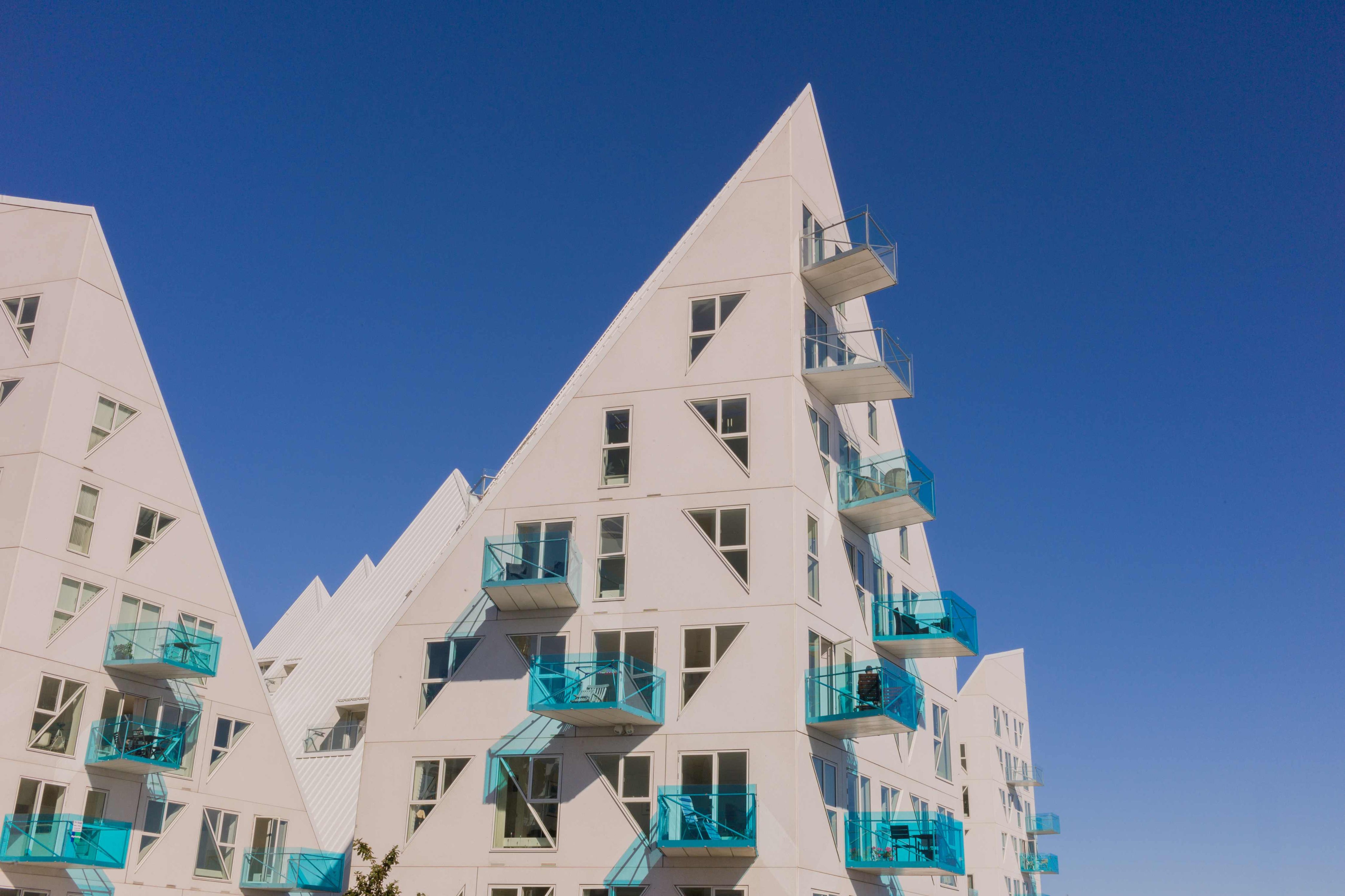 The iceberg living
