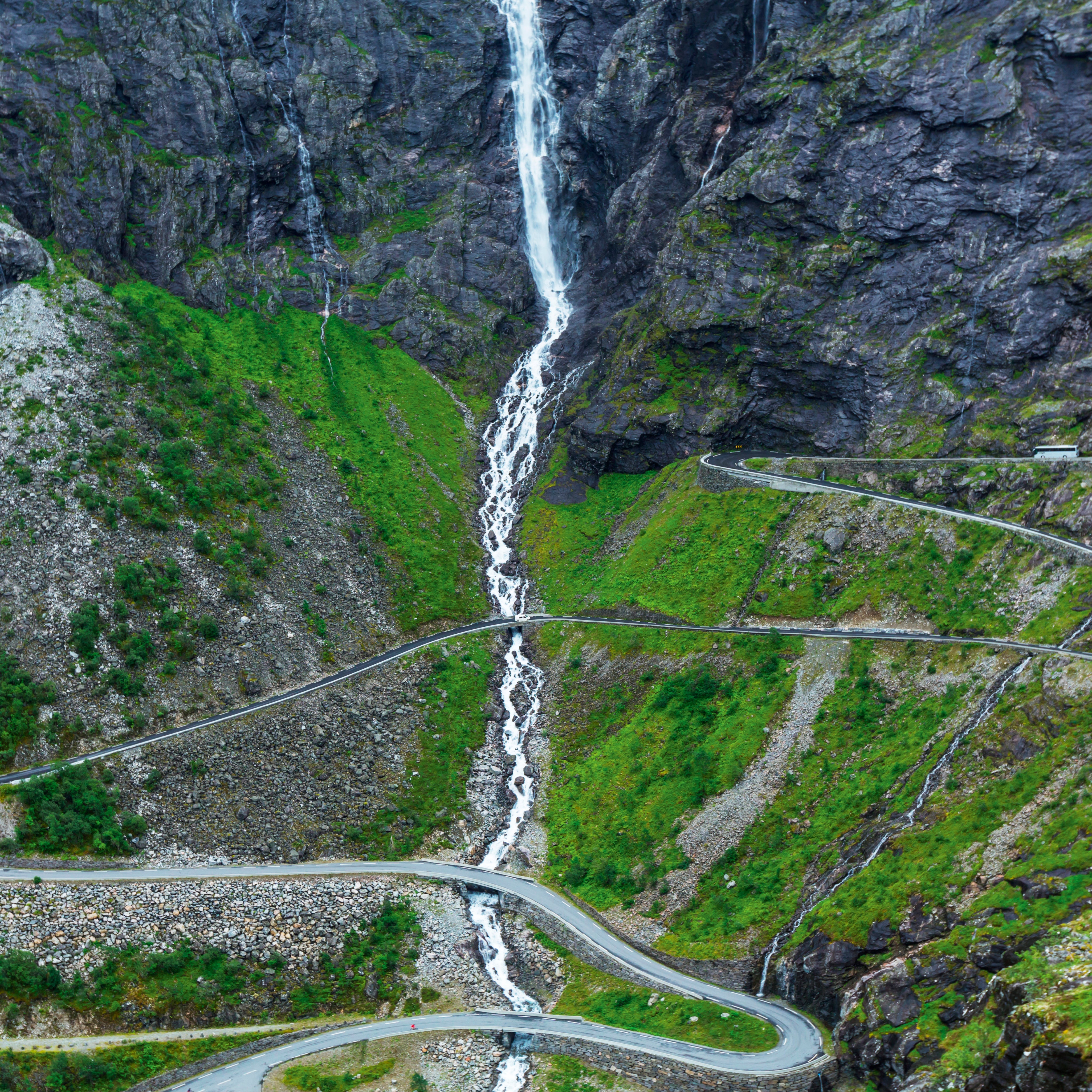 Canyon curves