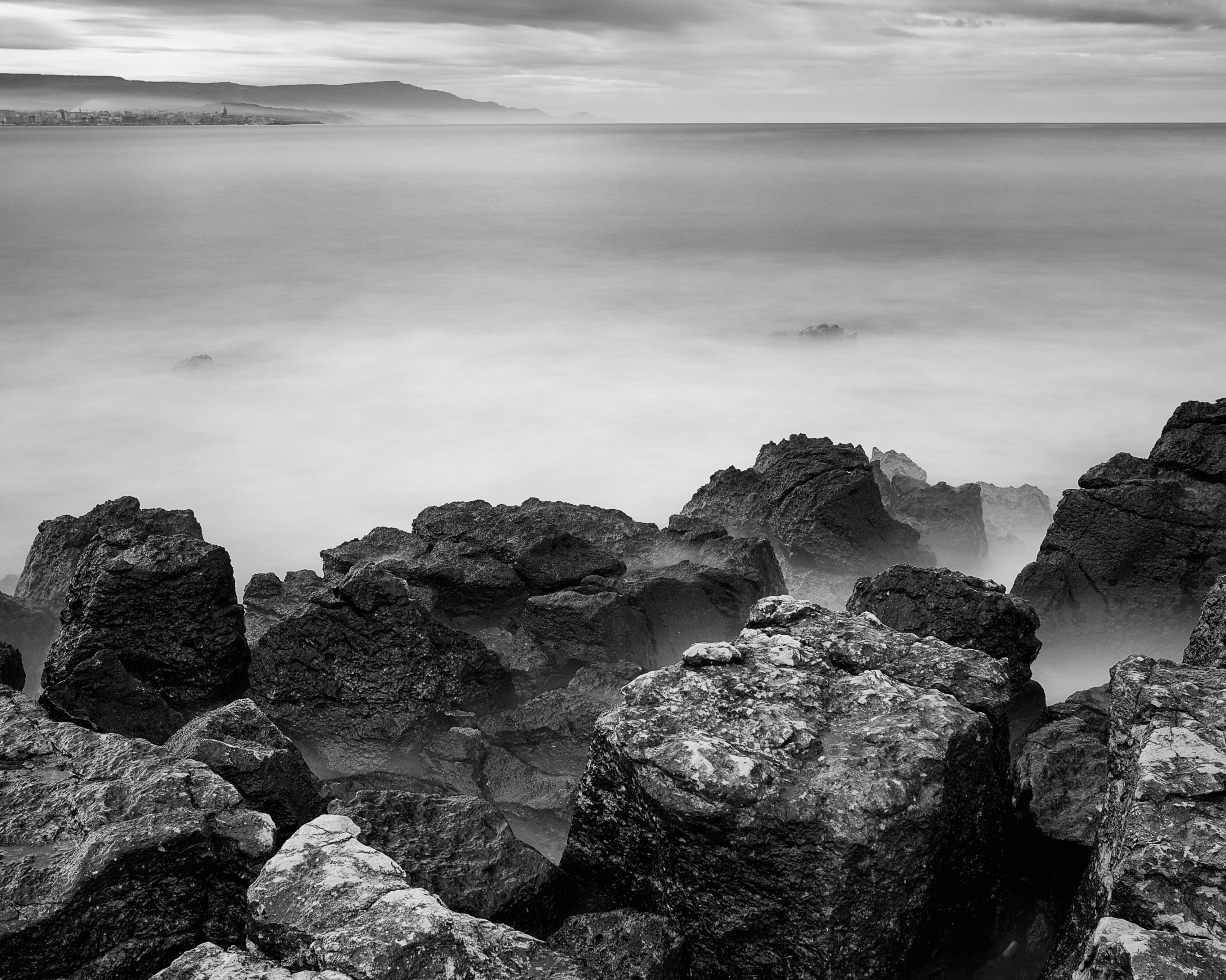 Depthsinblackandwhite-120x120cm.jpg