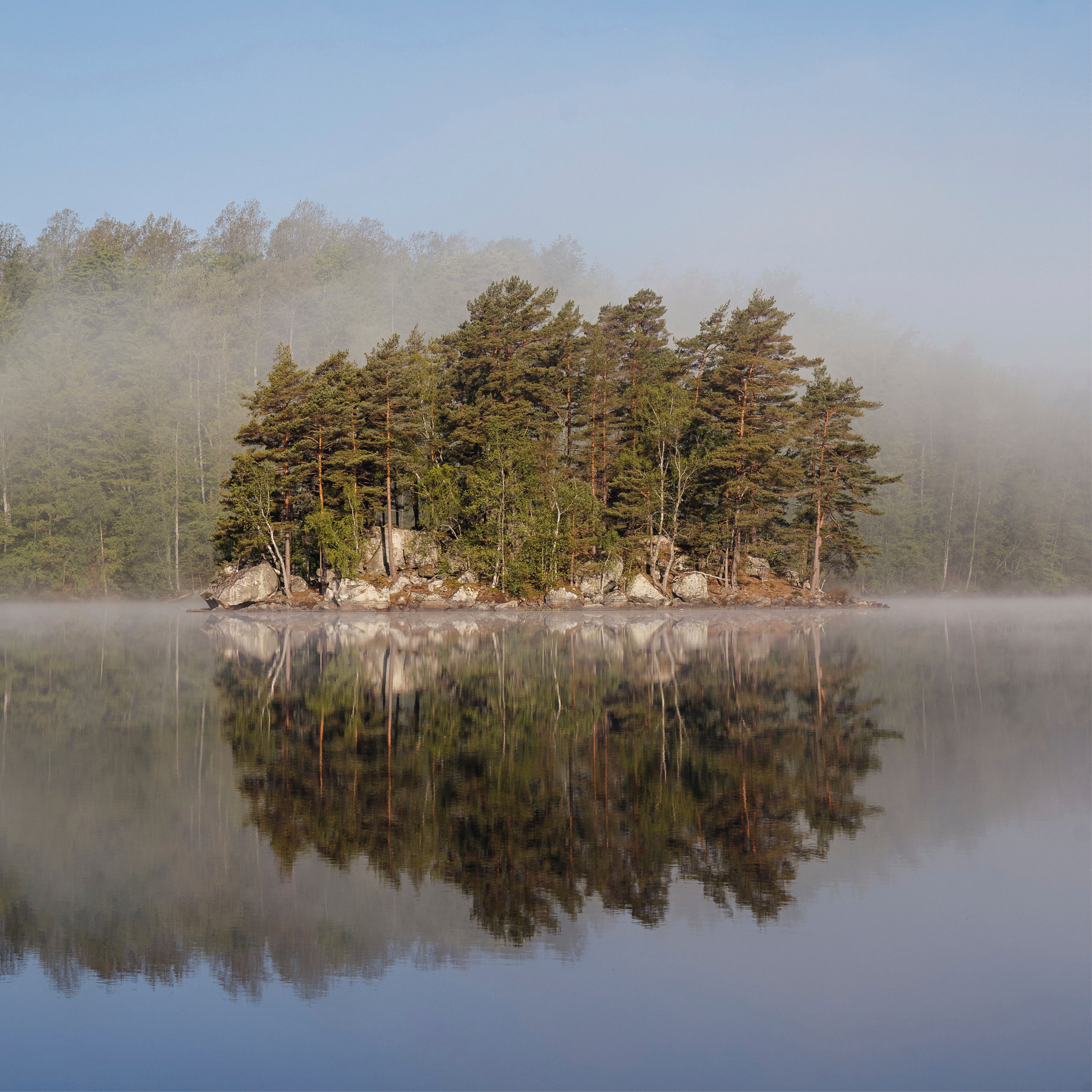 Mirror lake