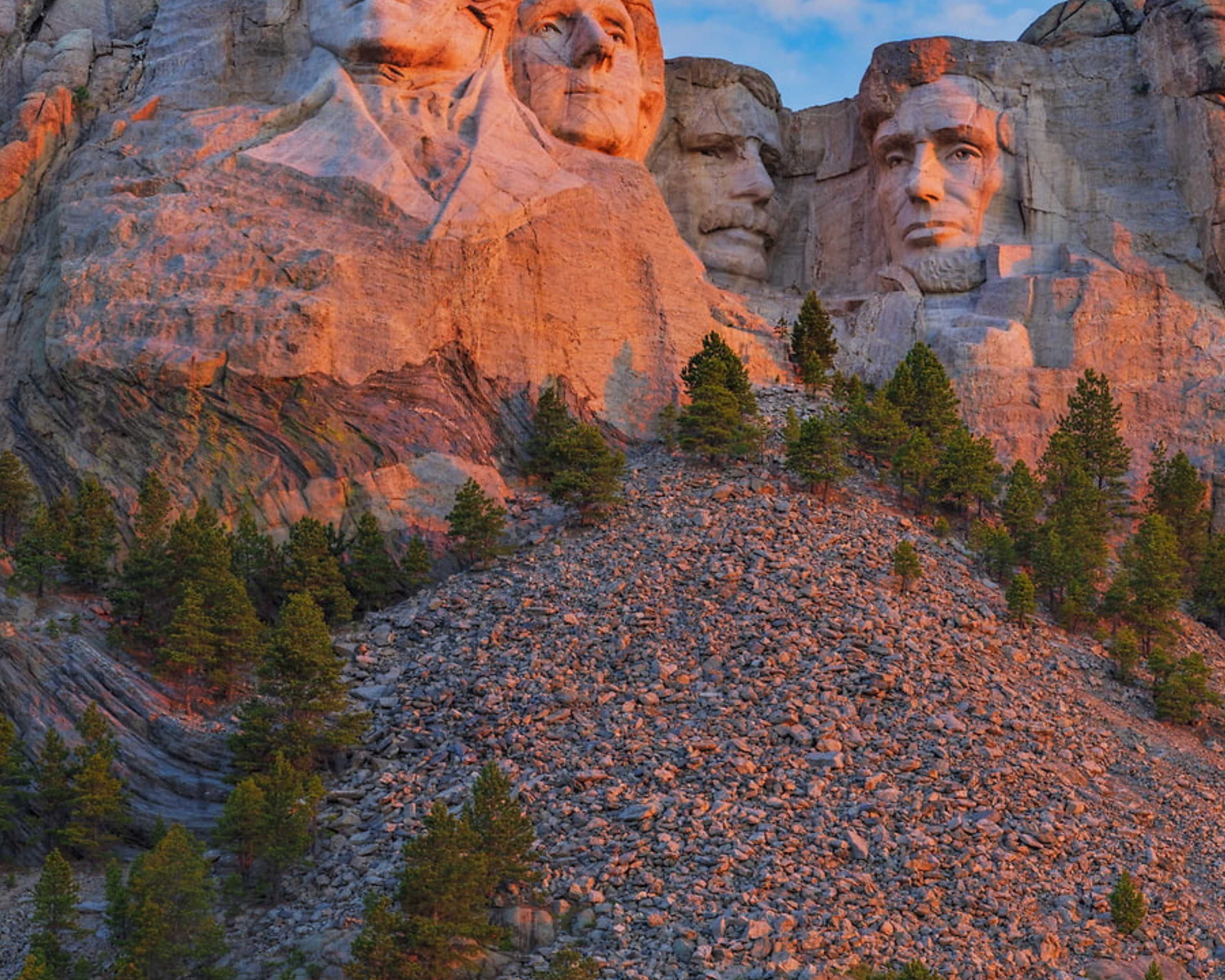 MountRushmoreNationalMemorial-V.jpg