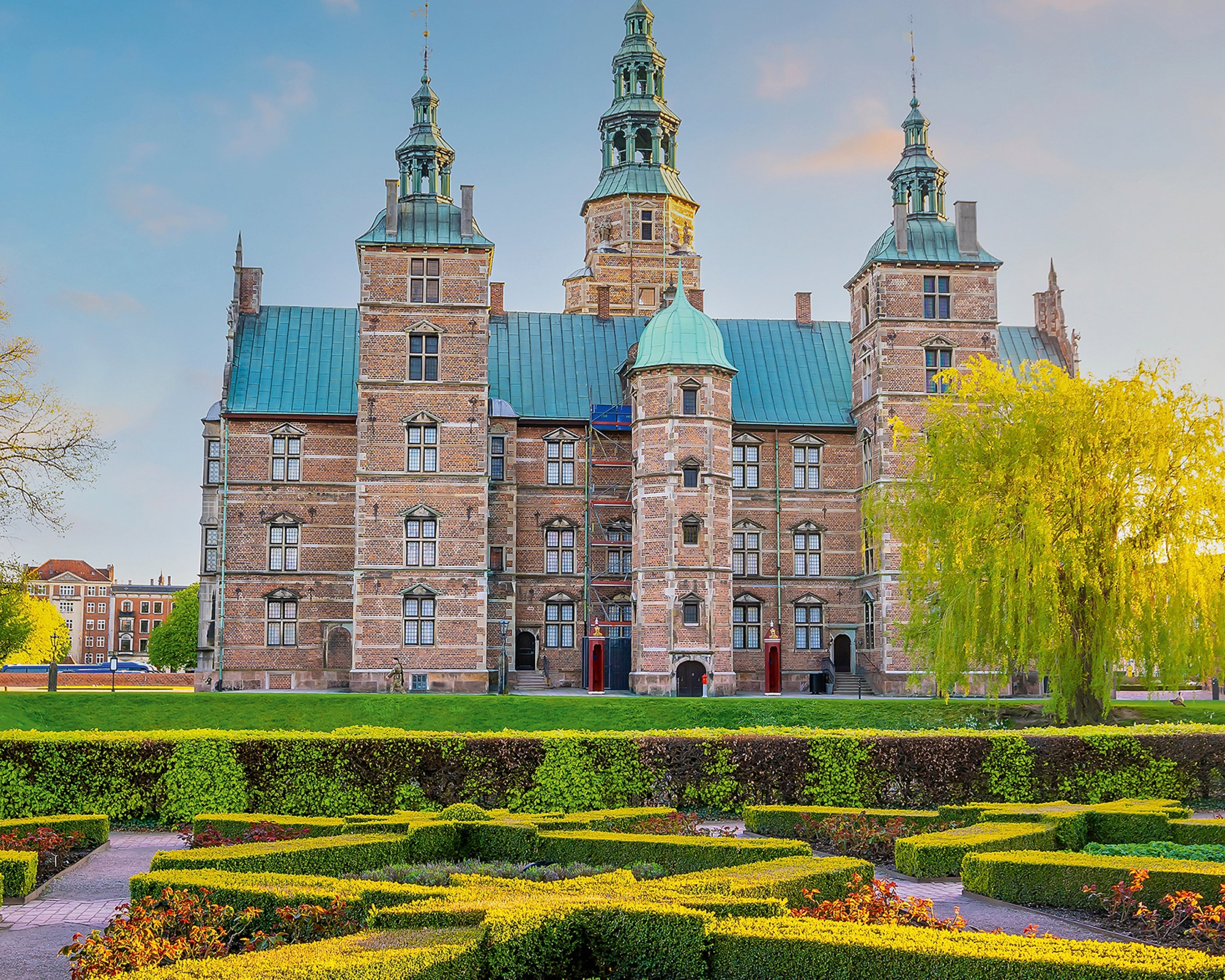 Royalgardenscape-100x150cm.jpg