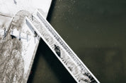 Traces in white geometry
