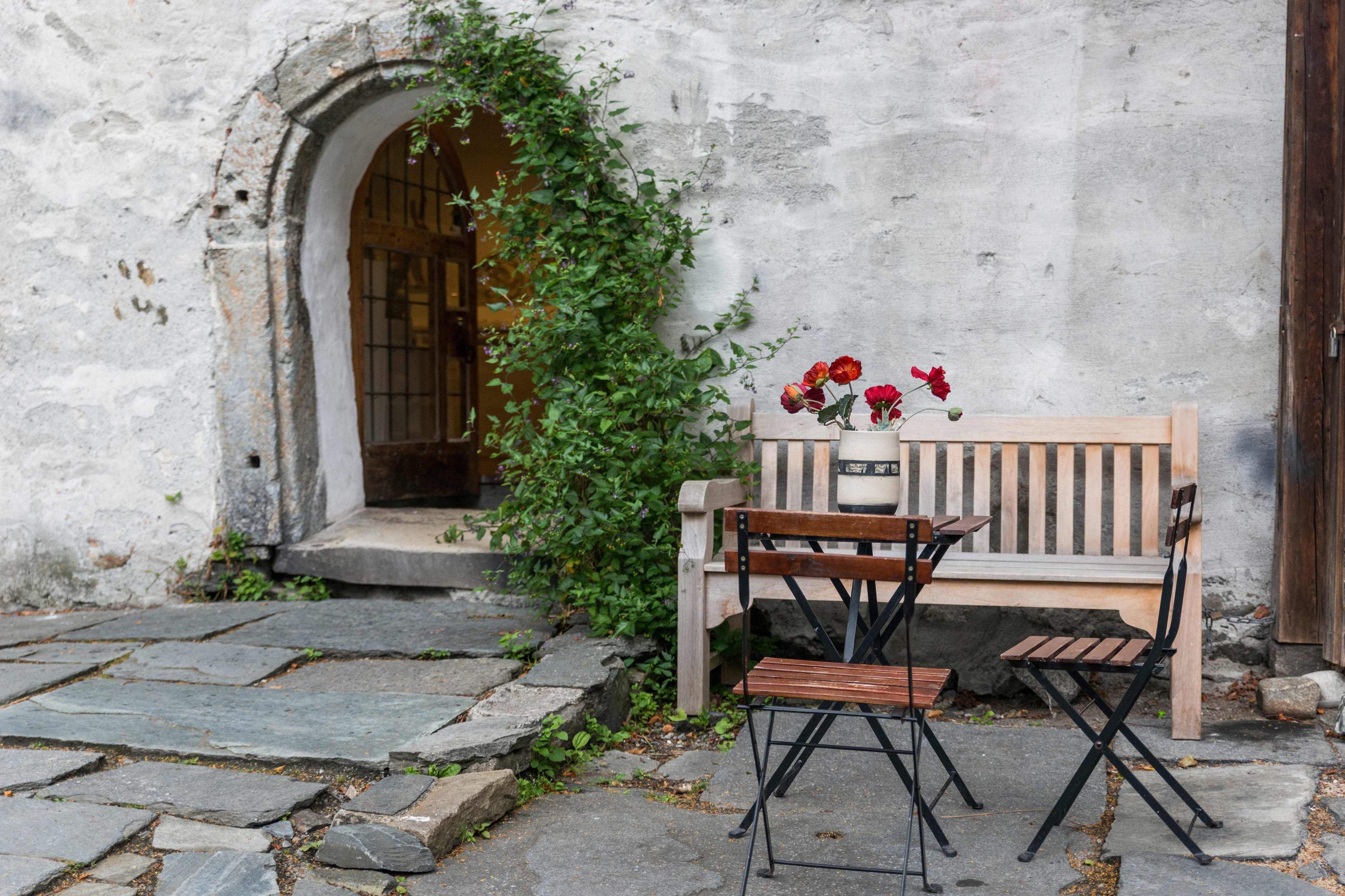 Courtyard calm