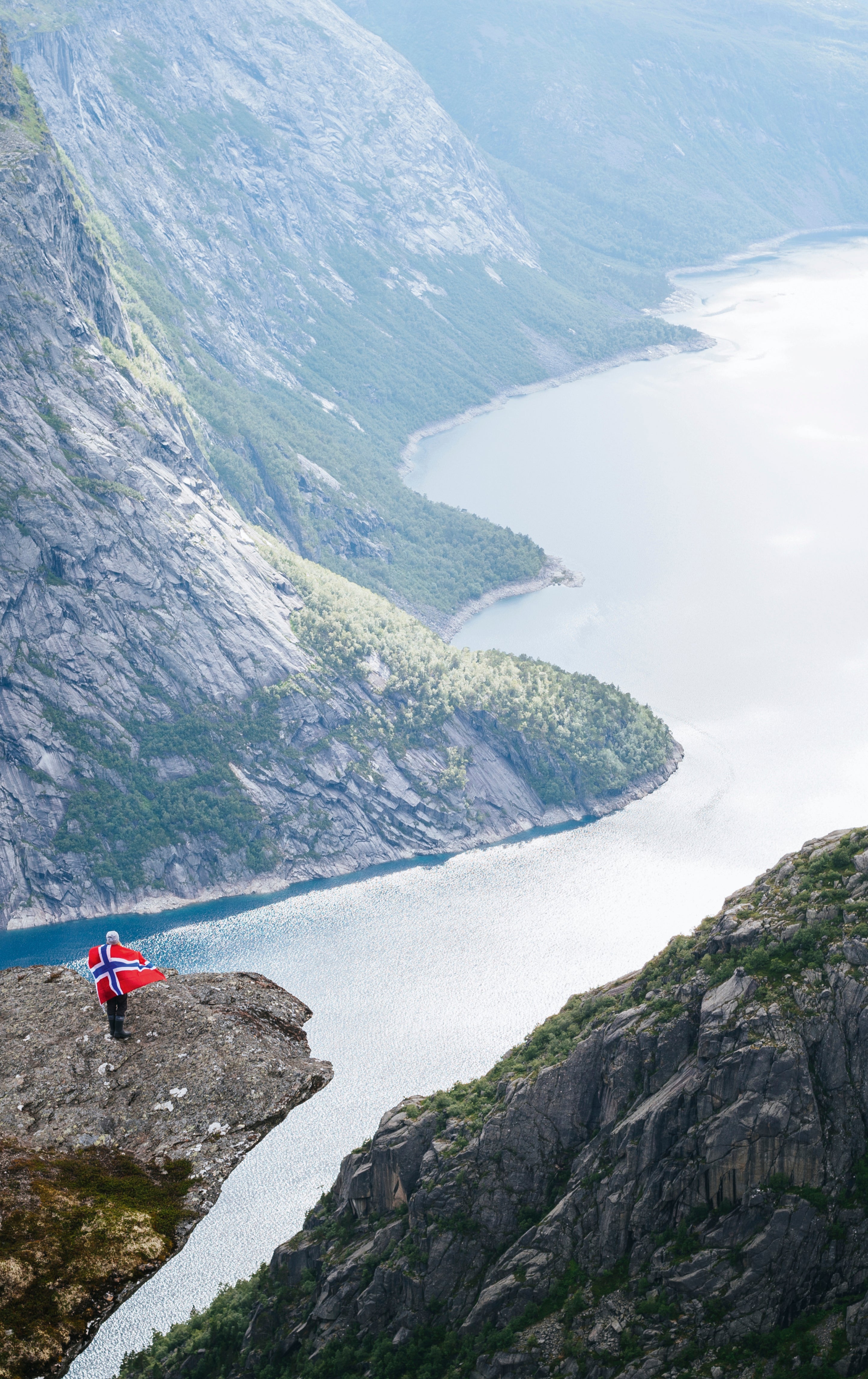Above the fjord