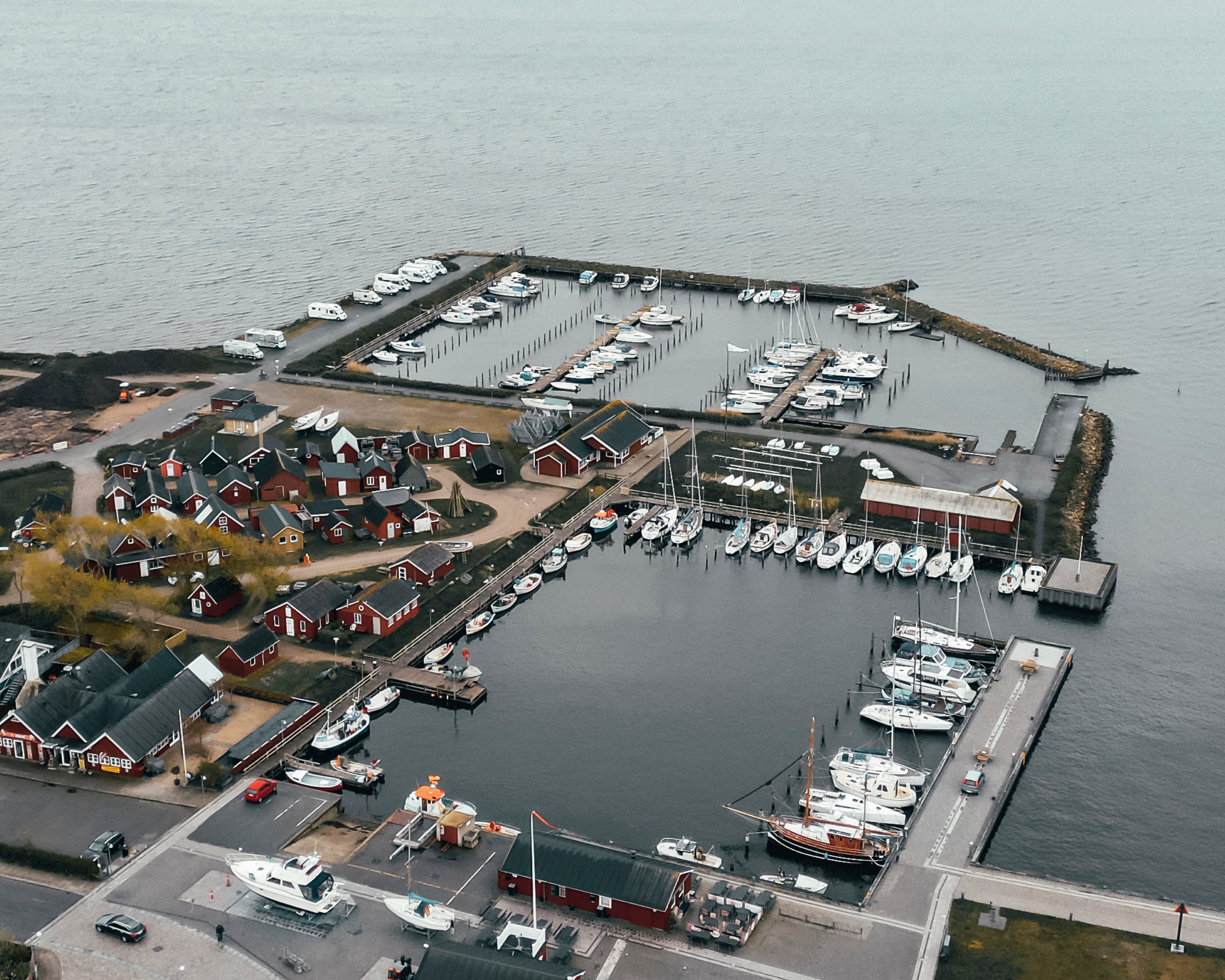 Aerialviewoftheharbor-100x150cm.jpg
