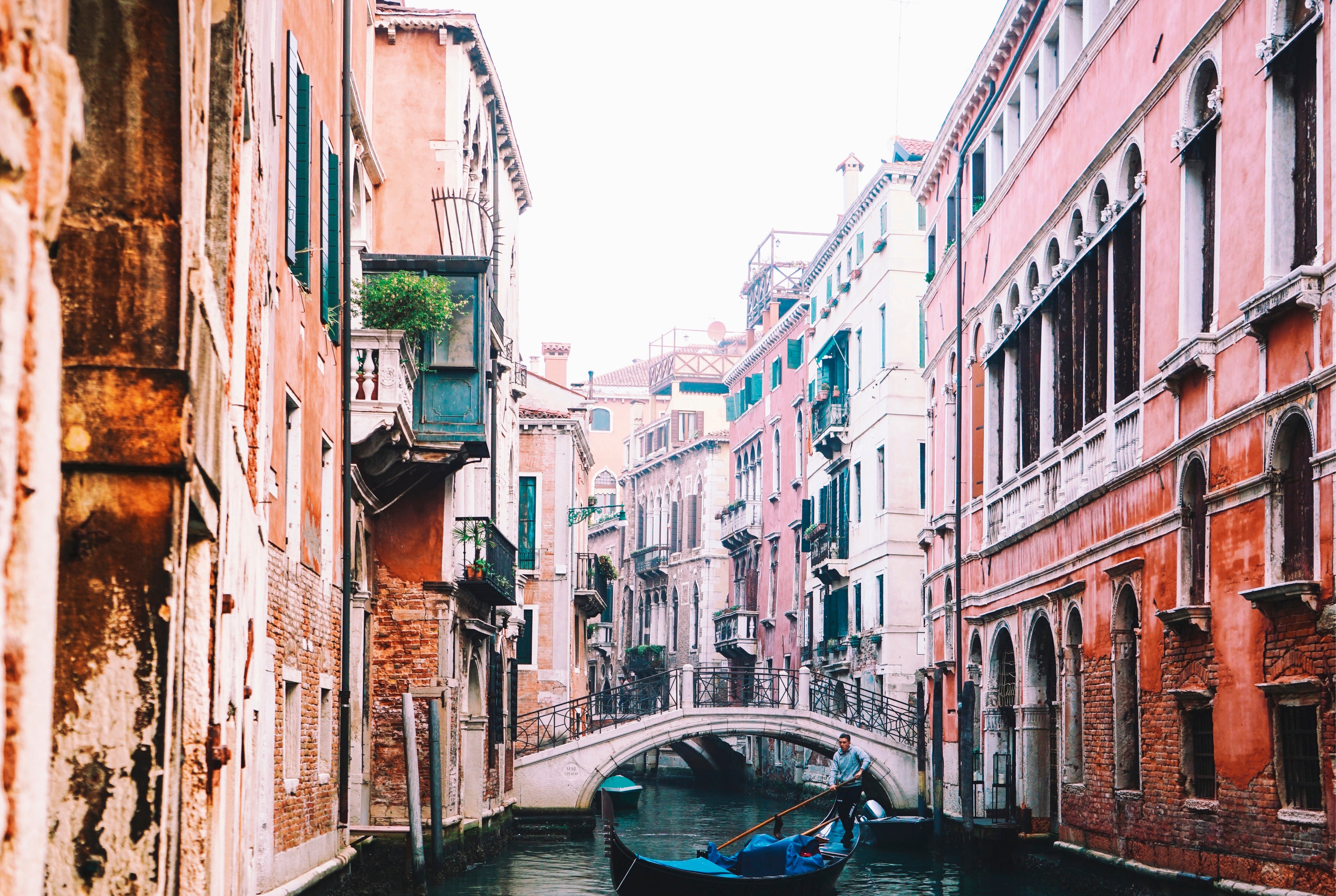 A gondola in still light