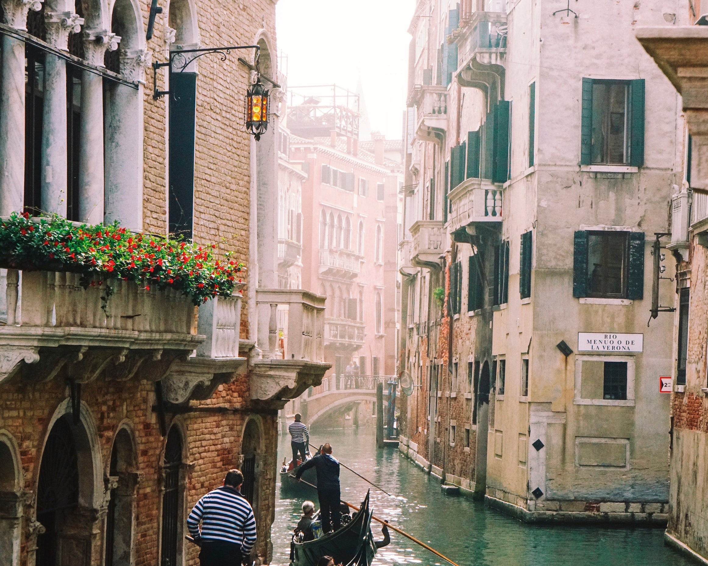 AnightinVenice-80x120cm.jpg