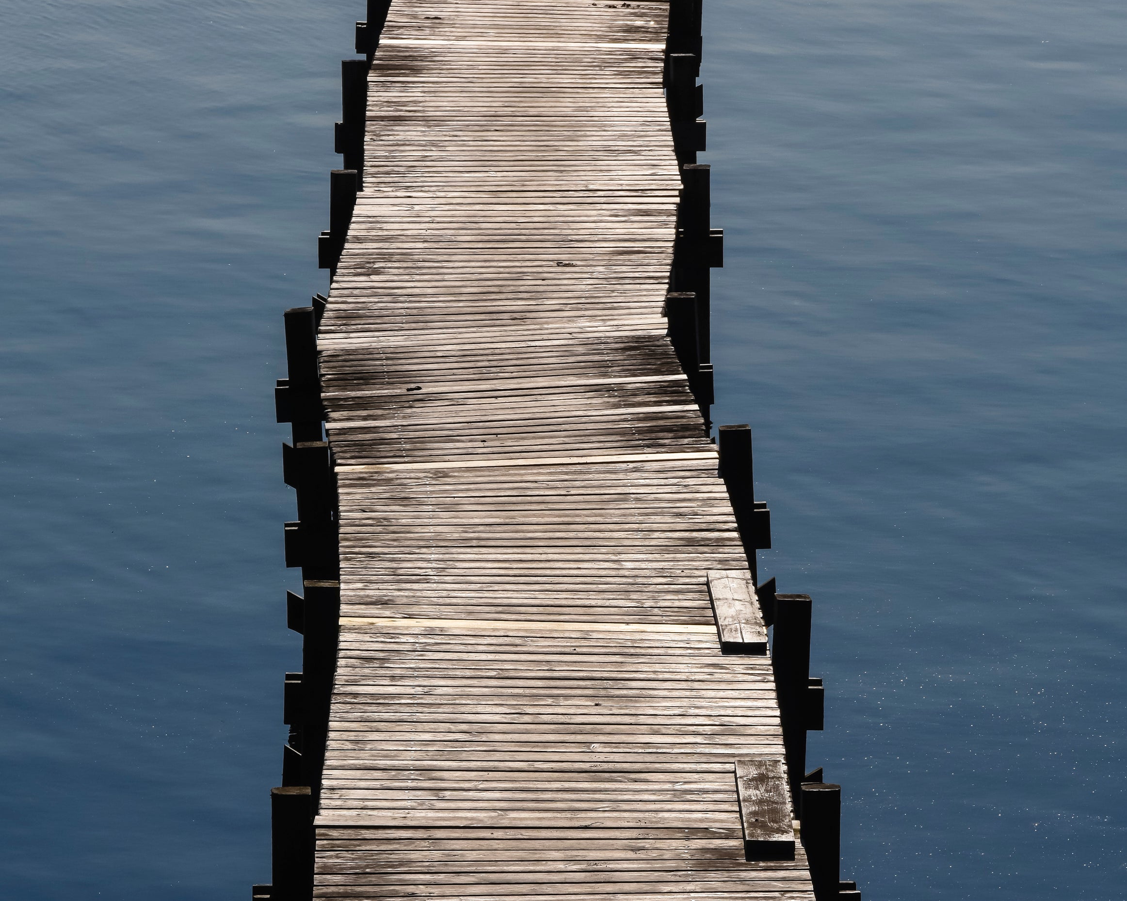 Aquietlanding-80x120cm.jpg