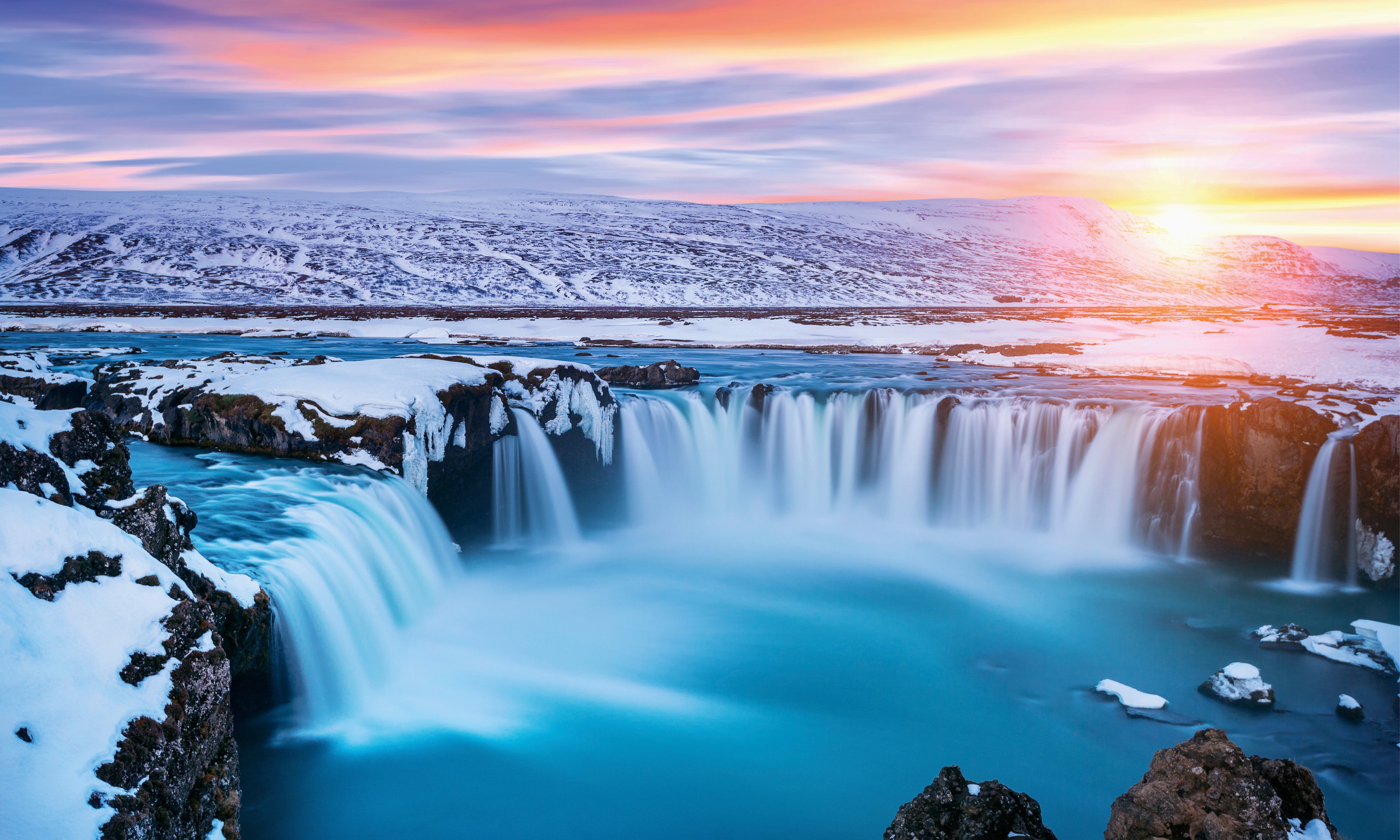 Aurorafalls-150x100cm.jpg