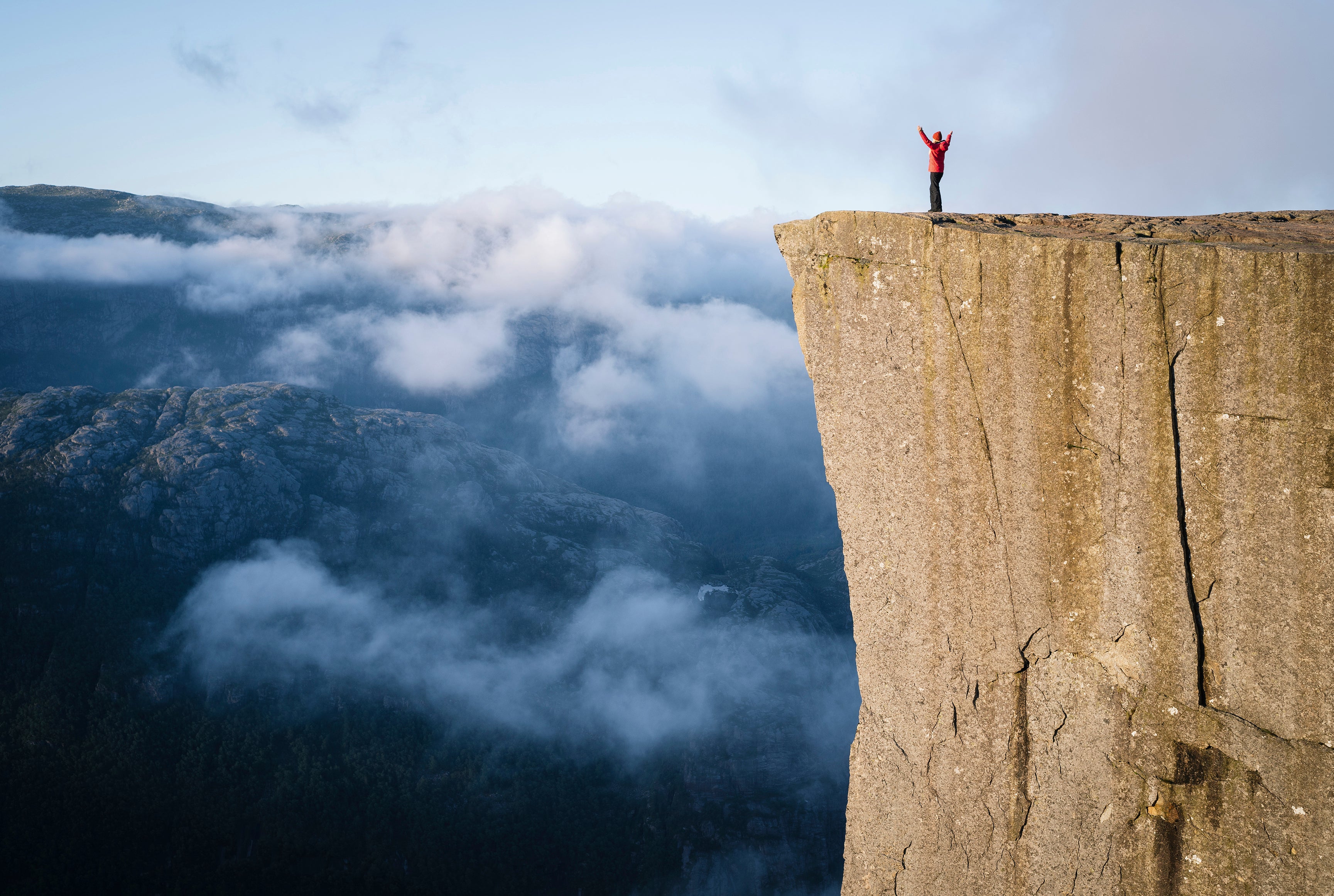 Beingontheedge-120x80cm.jpg