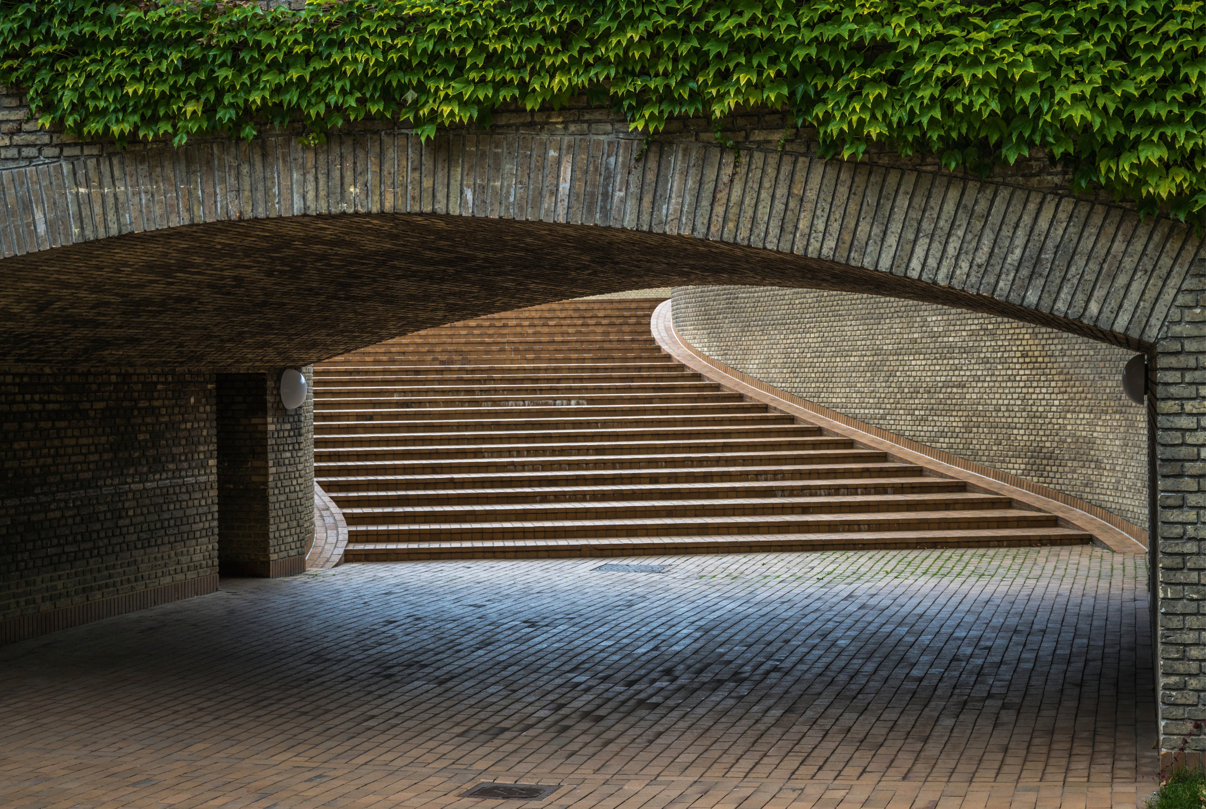 Brickline-150x100cm.jpg