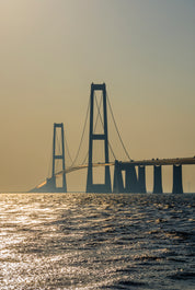 Bridge to the horizon
