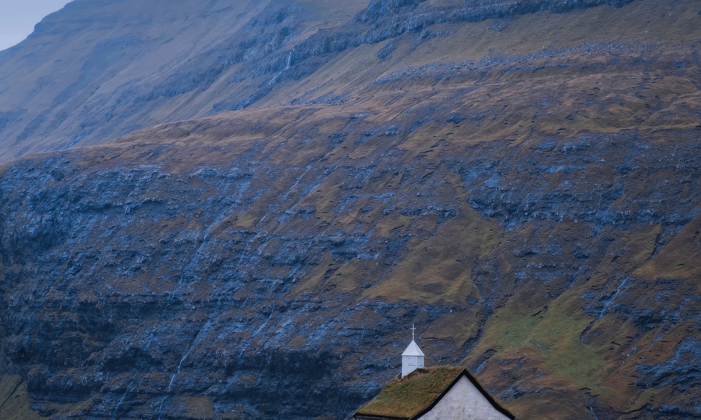 Calmbeneath-100x150cm.jpg