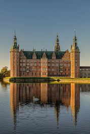 Castle mirror