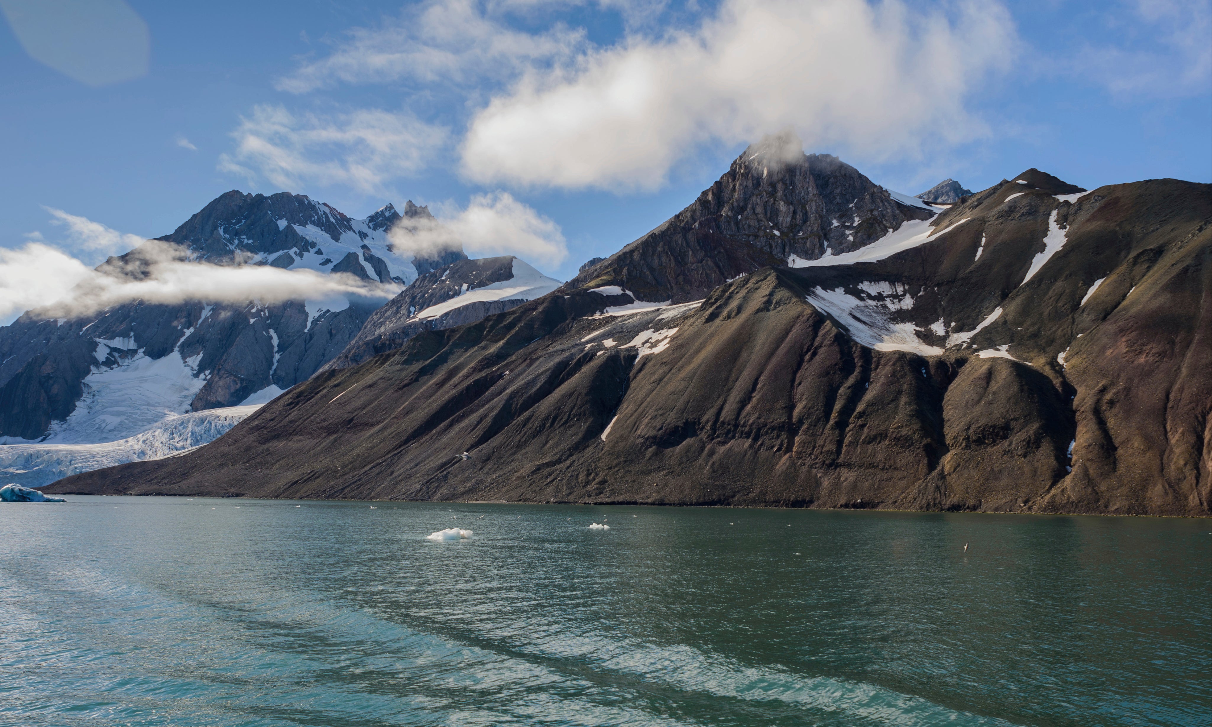 Coldfjord-150x150cm.jpg