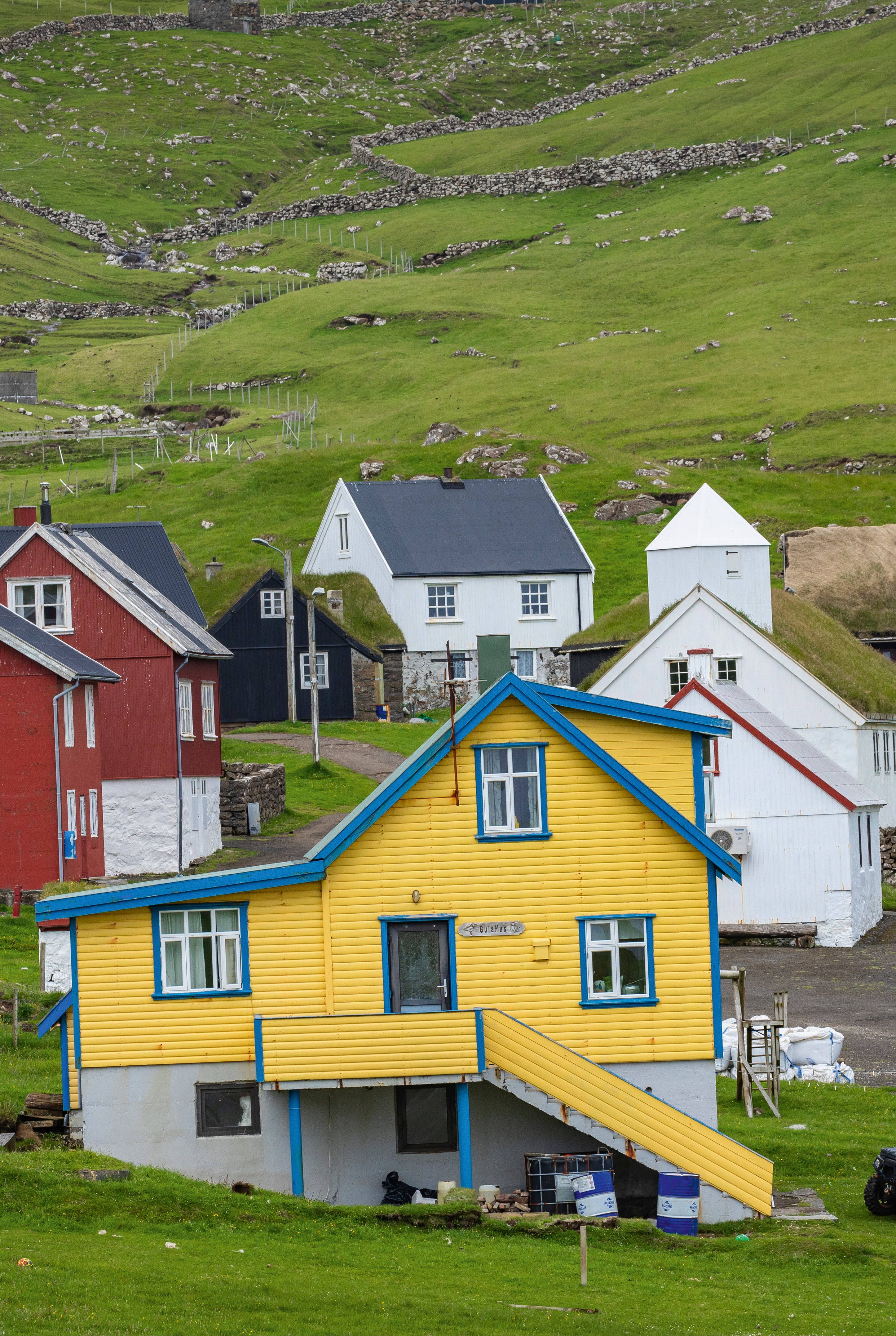 Color dwellings