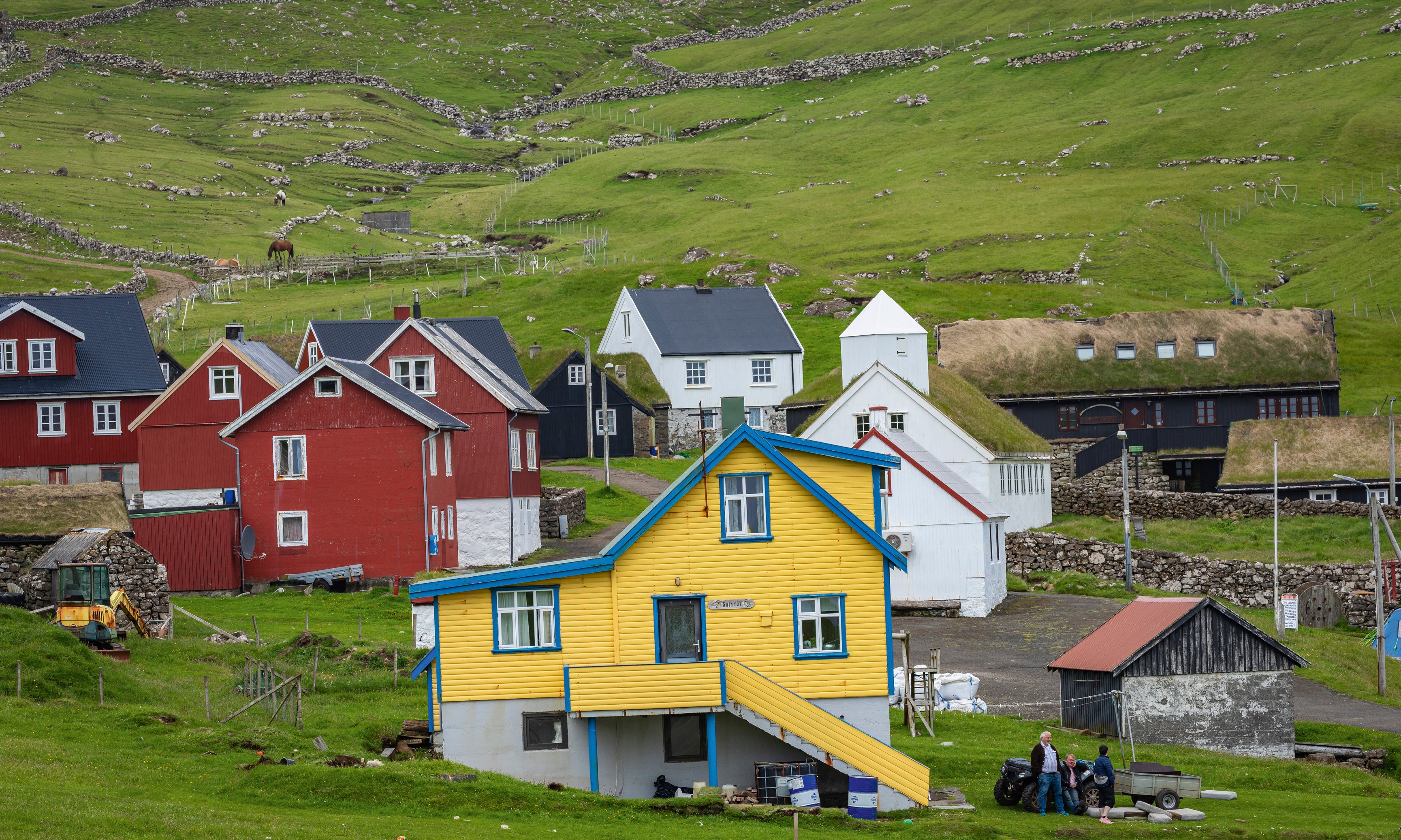 Colordwellings-120x80cm.jpg