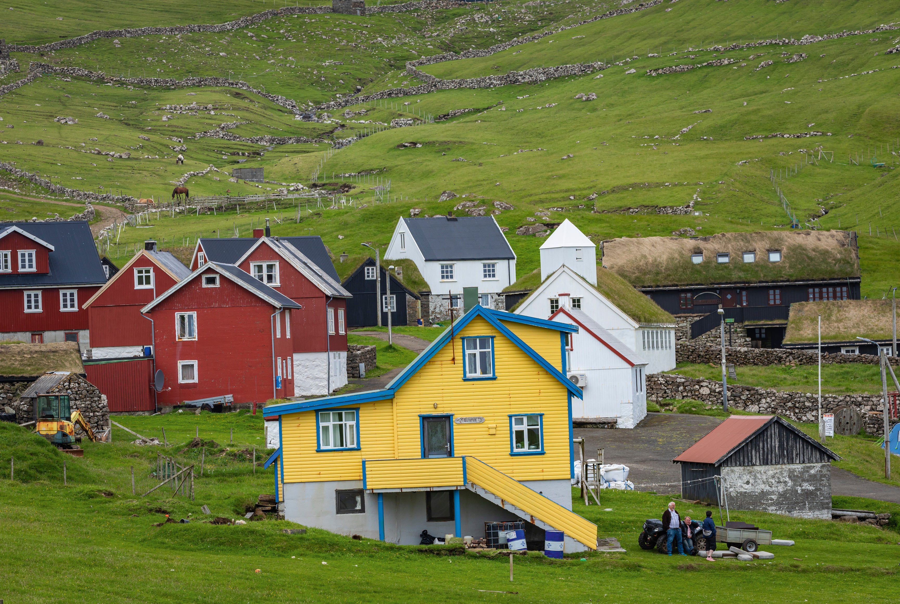 Colordwellings-120x80cm.jpg