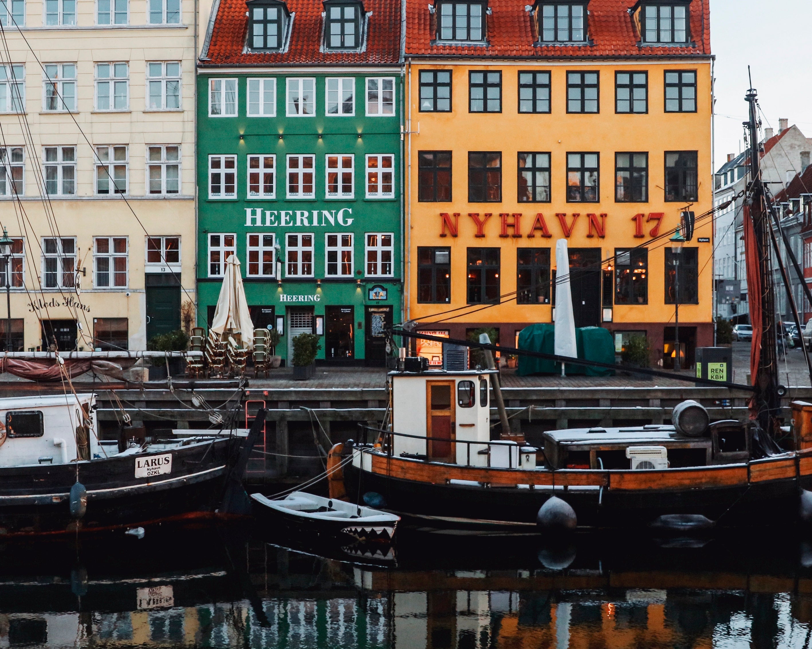 Copenhagenincolorandtime-100x150cm.jpg