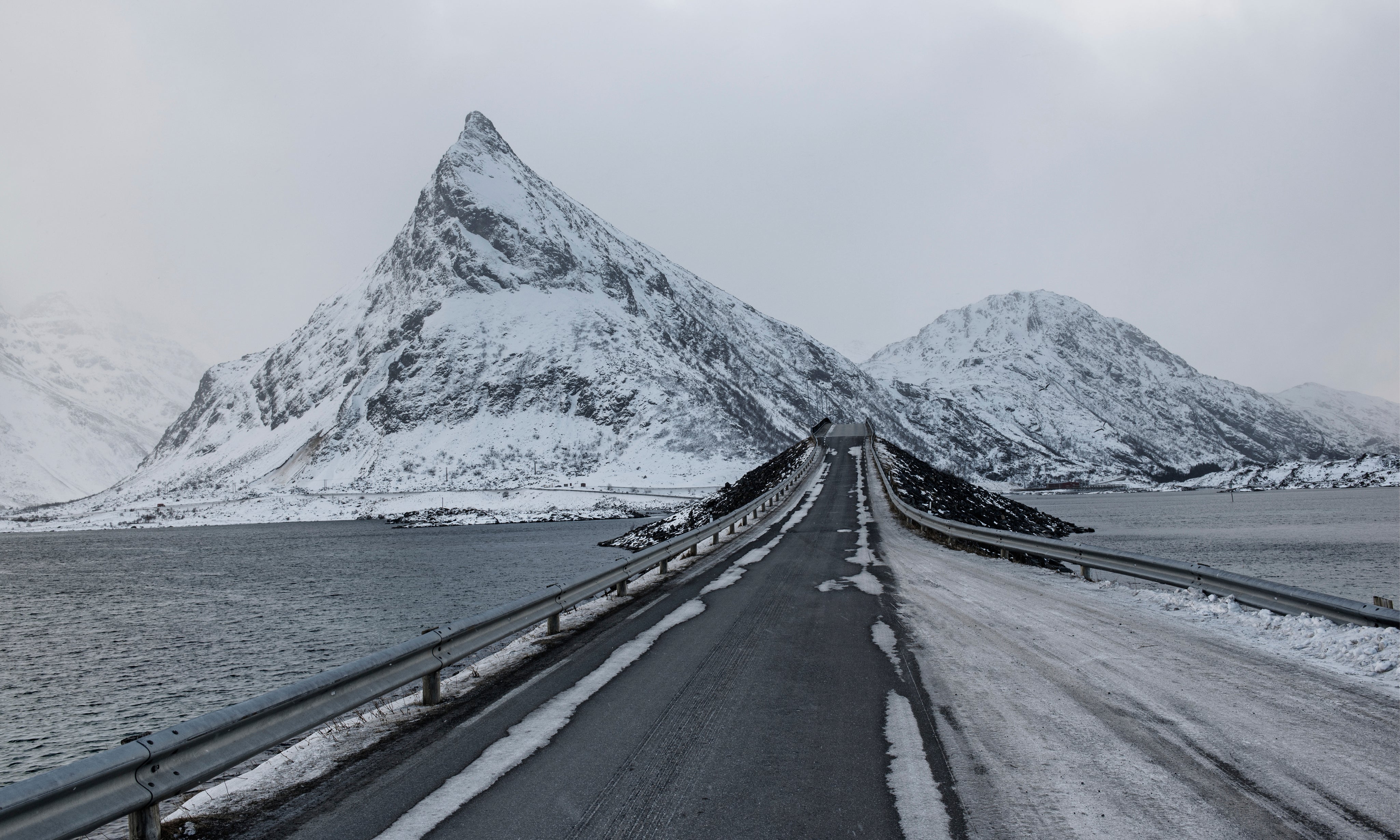 Crispjourney-150x100cm.jpg
