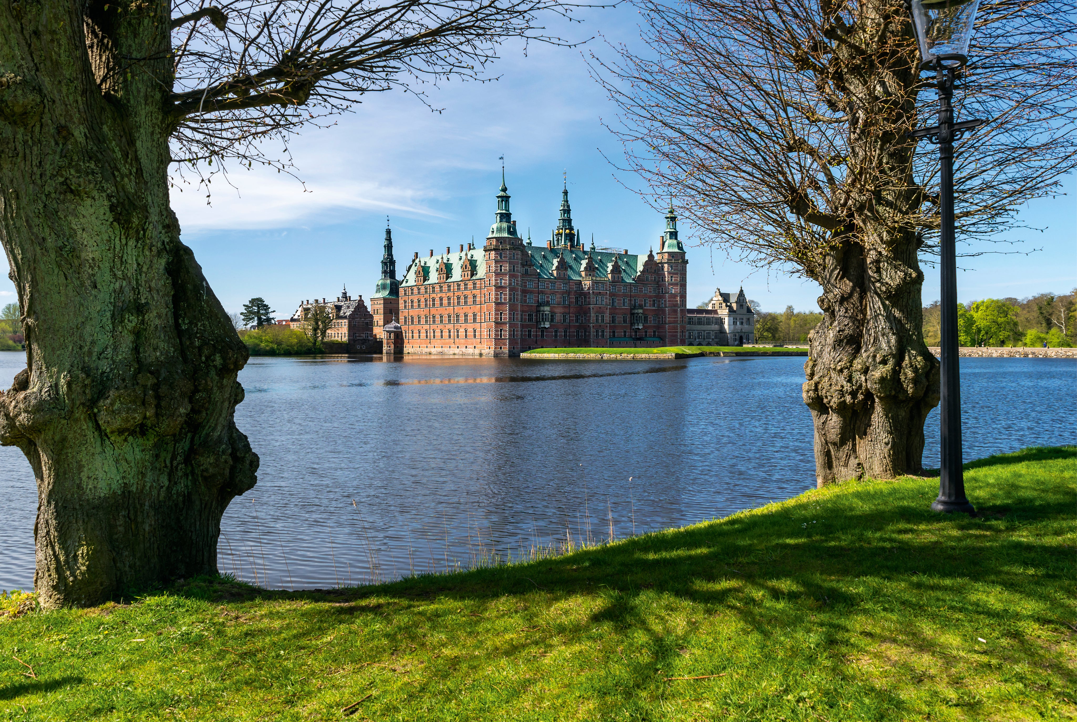 Danishgrandeur-150x100cm.jpg