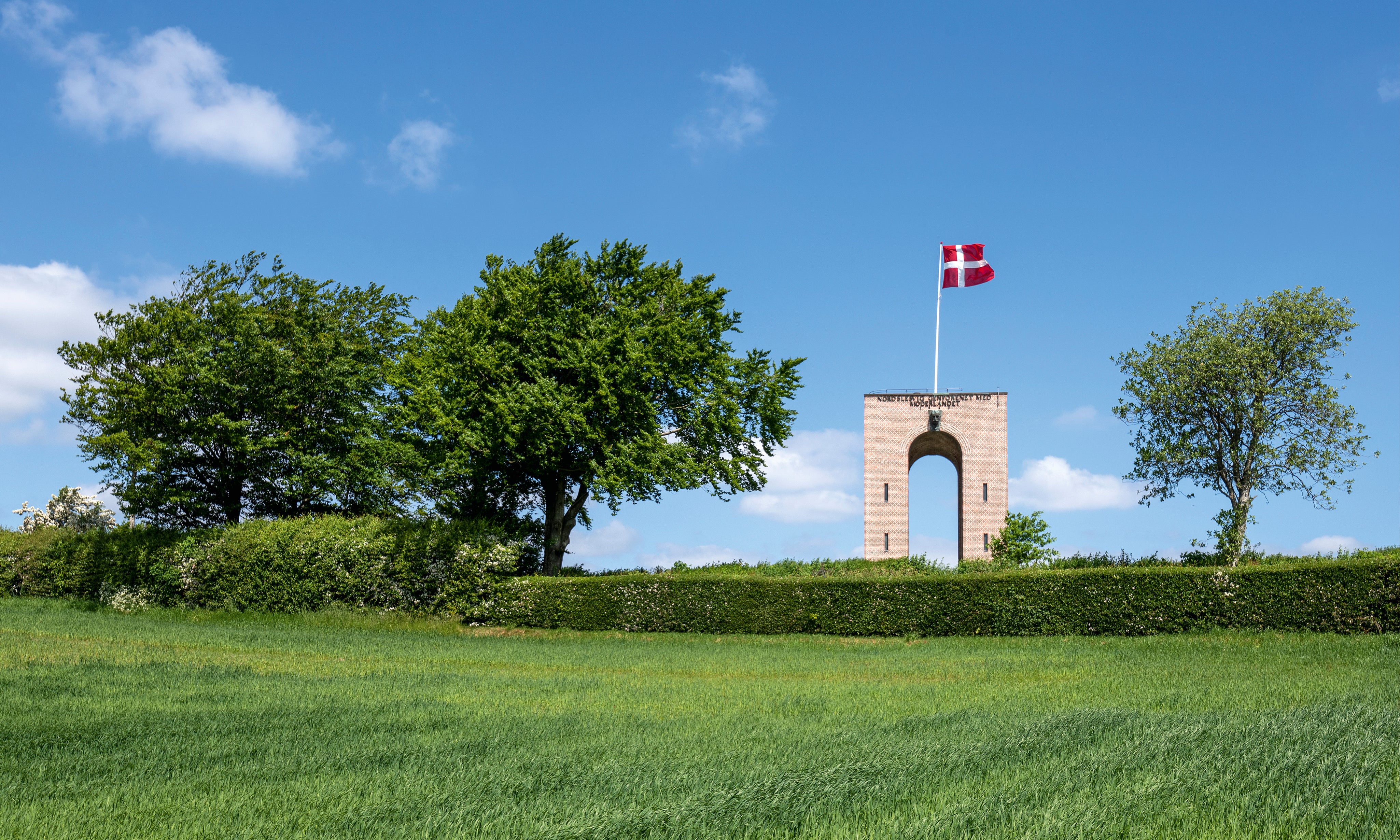Danishhorizon-150x100cm.jpg