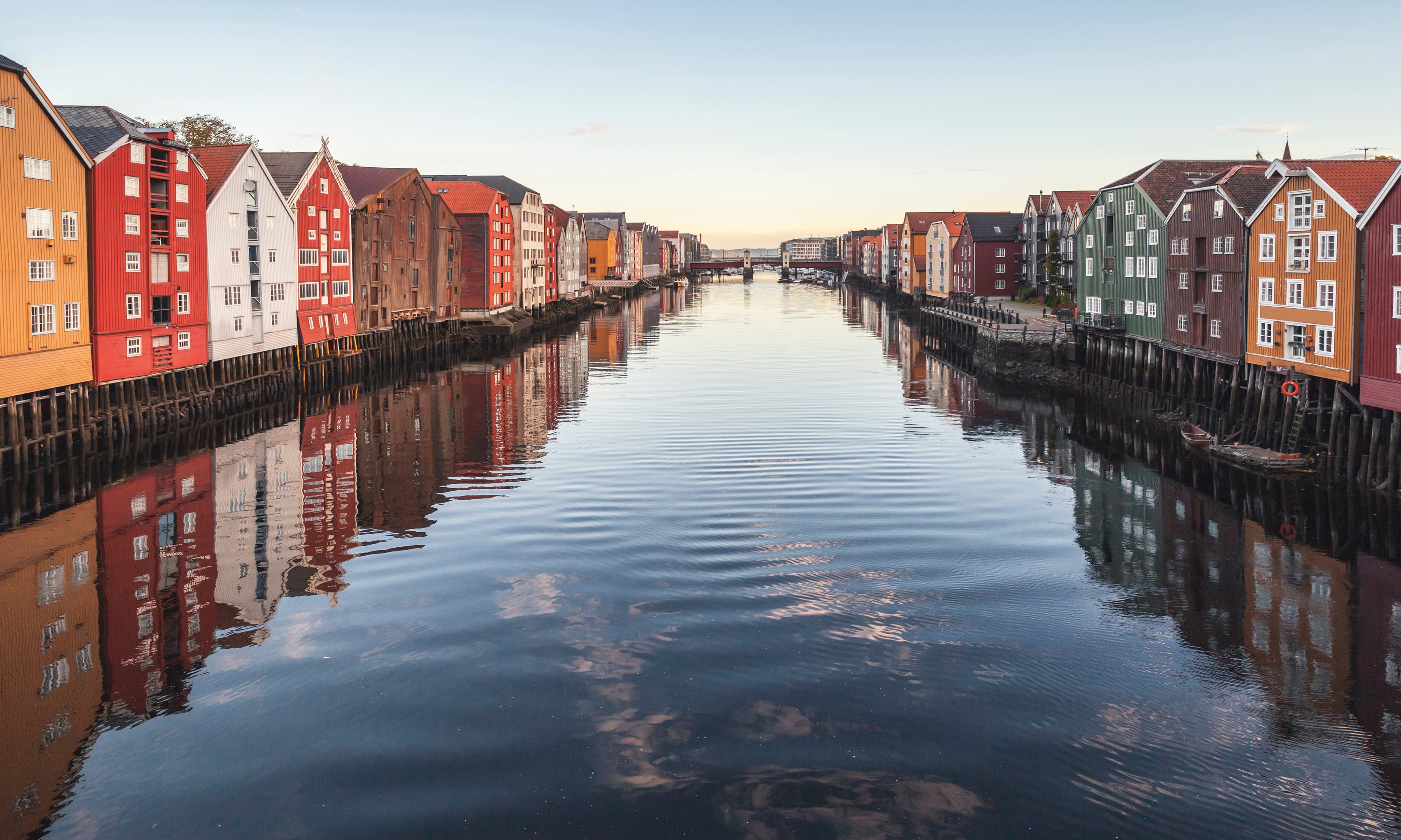 Docksidecolors-150x100cm.jpg