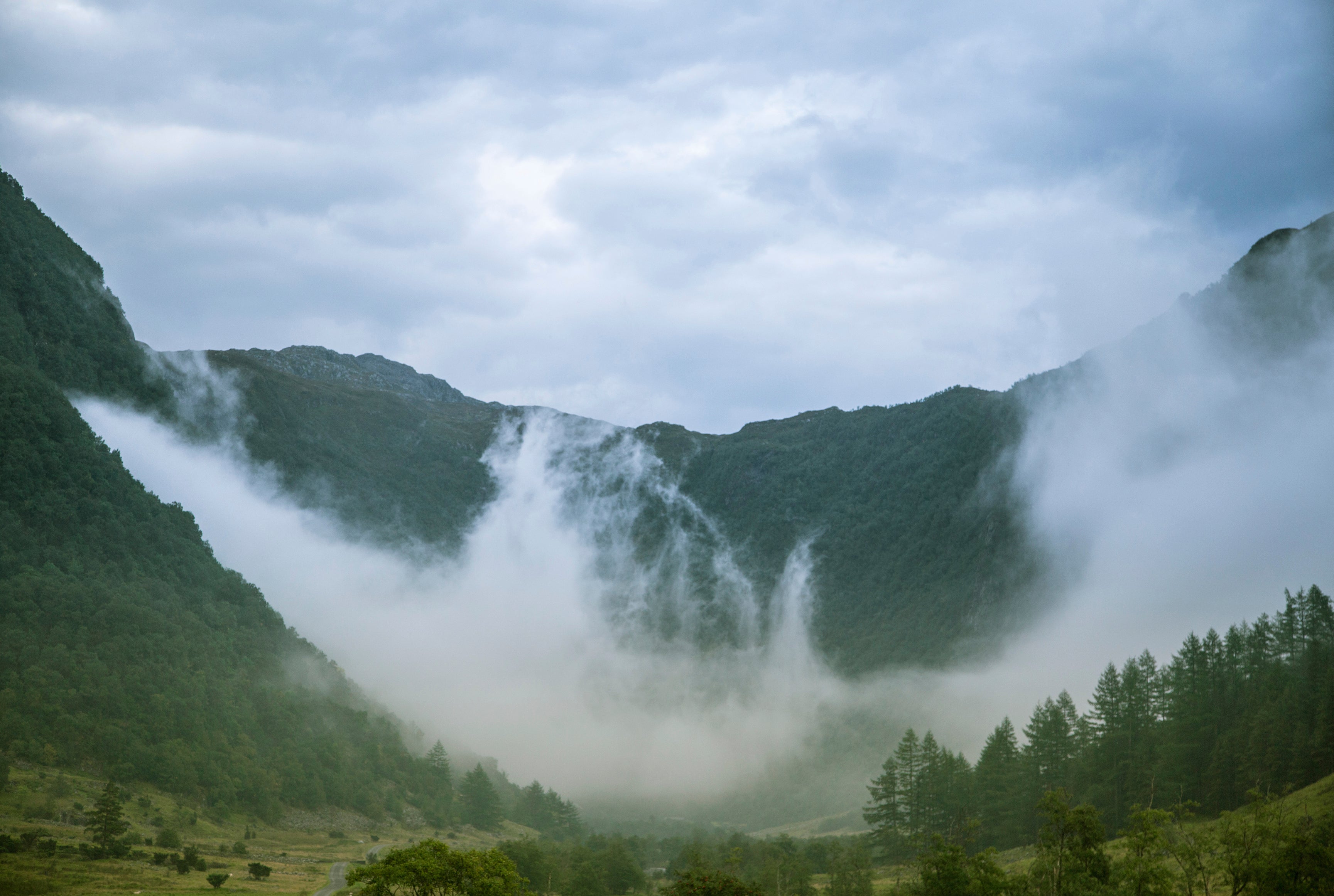 Fallingclouds-120x80cm.jpg