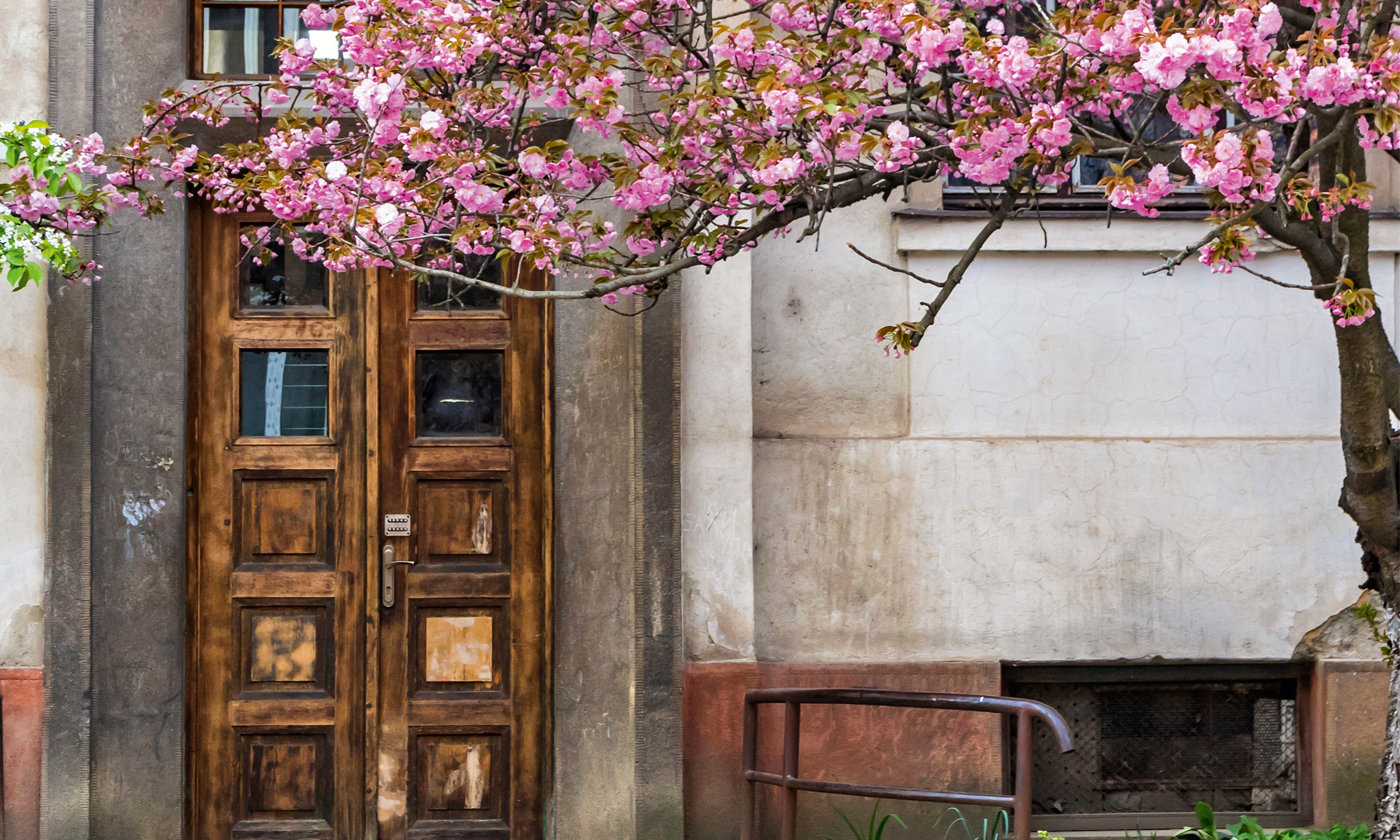 Gatewaytospring-150x150cm.jpg