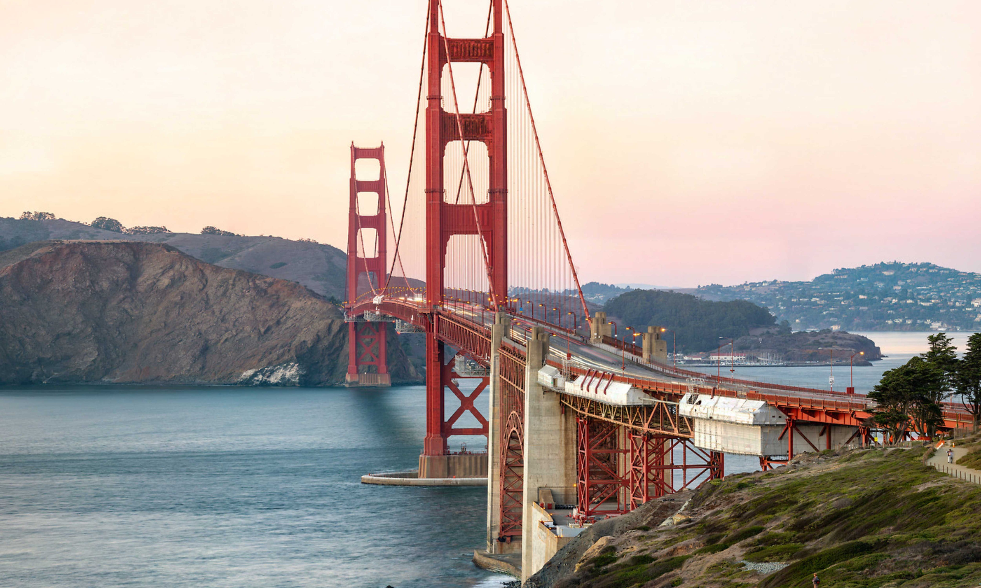 GoldenGateBridgeSunset.jpg