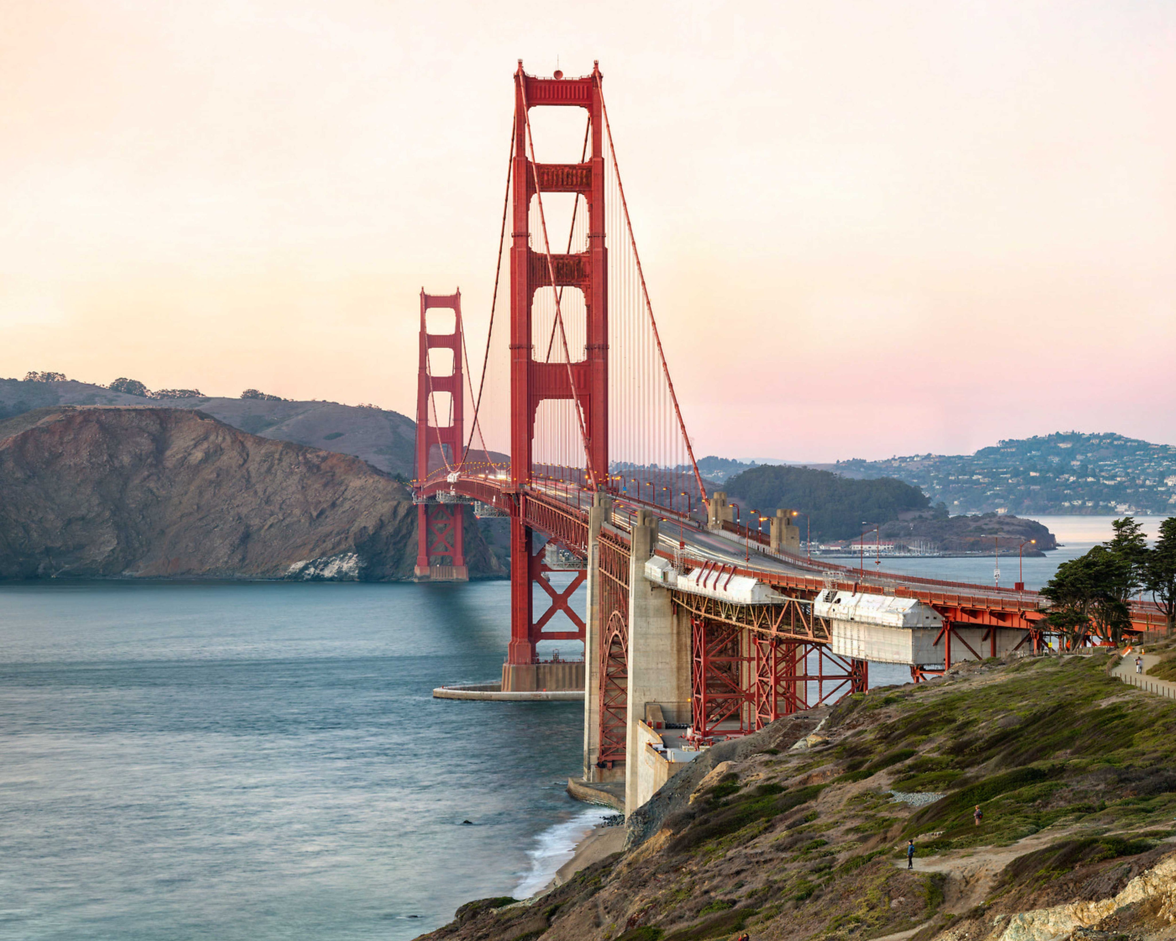 GoldenGateBridgeSunset.jpg