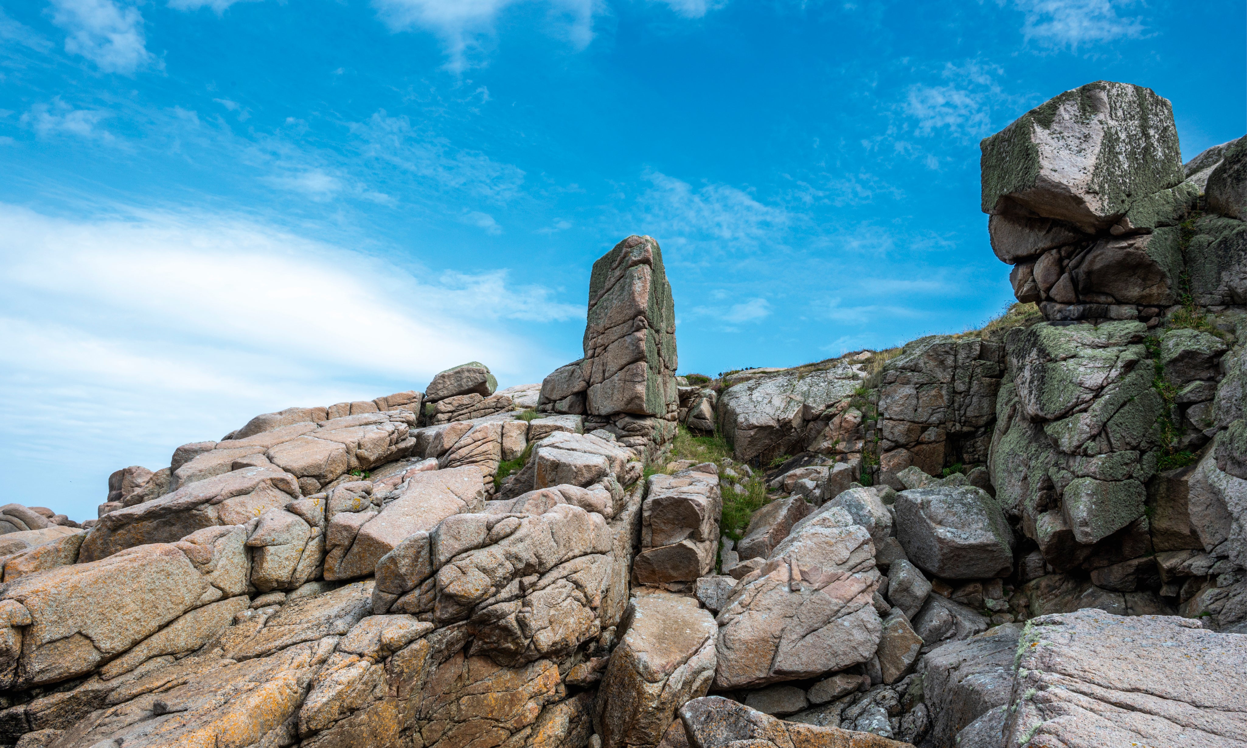 Granitegiants-150x100cm.jpg