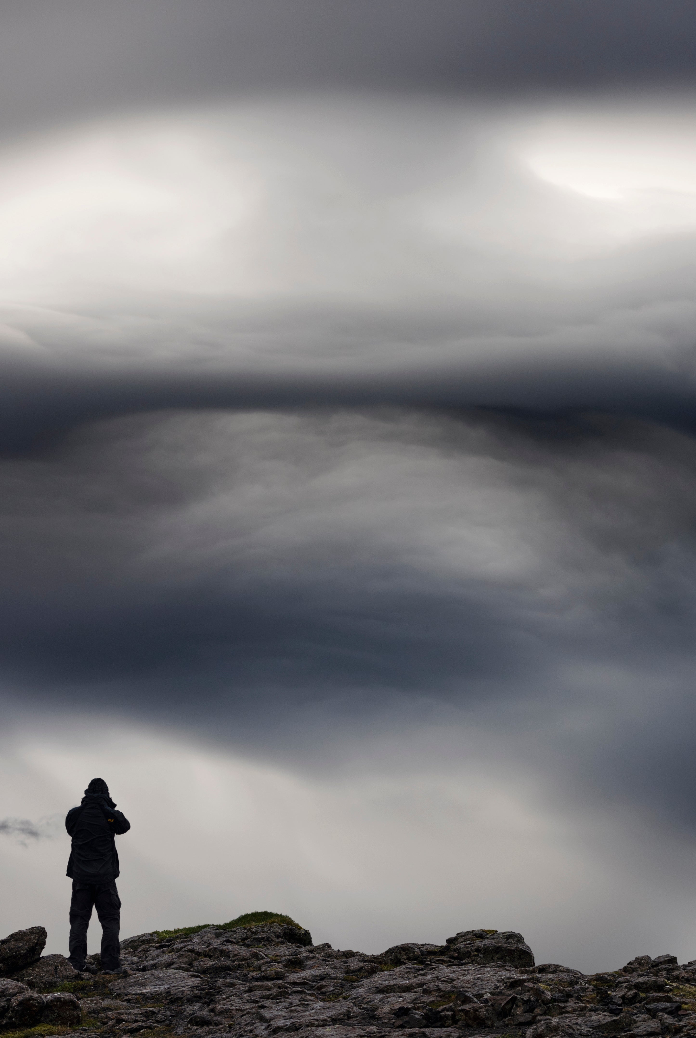 Gravity clouds