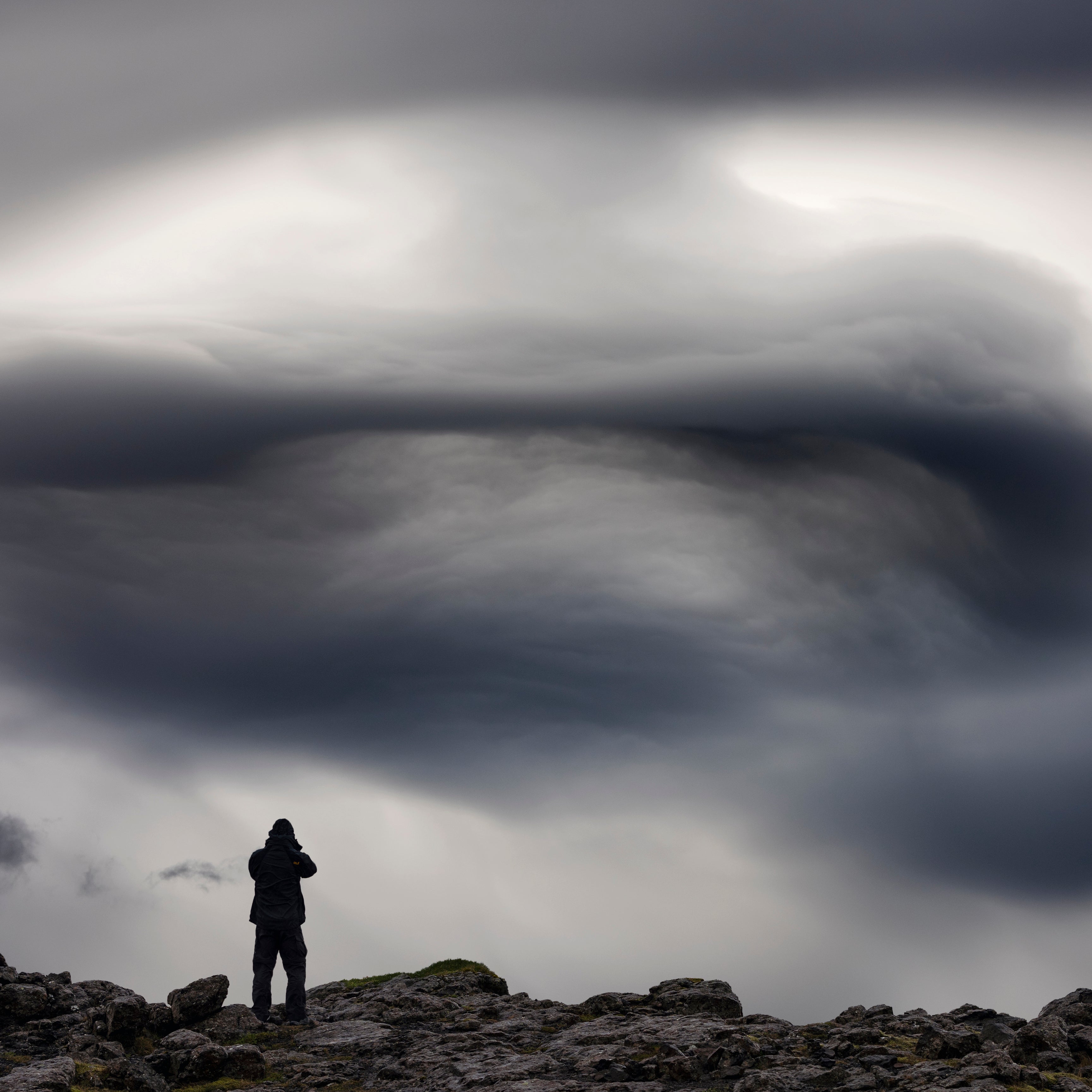 Gravity clouds