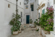 Hidden alley