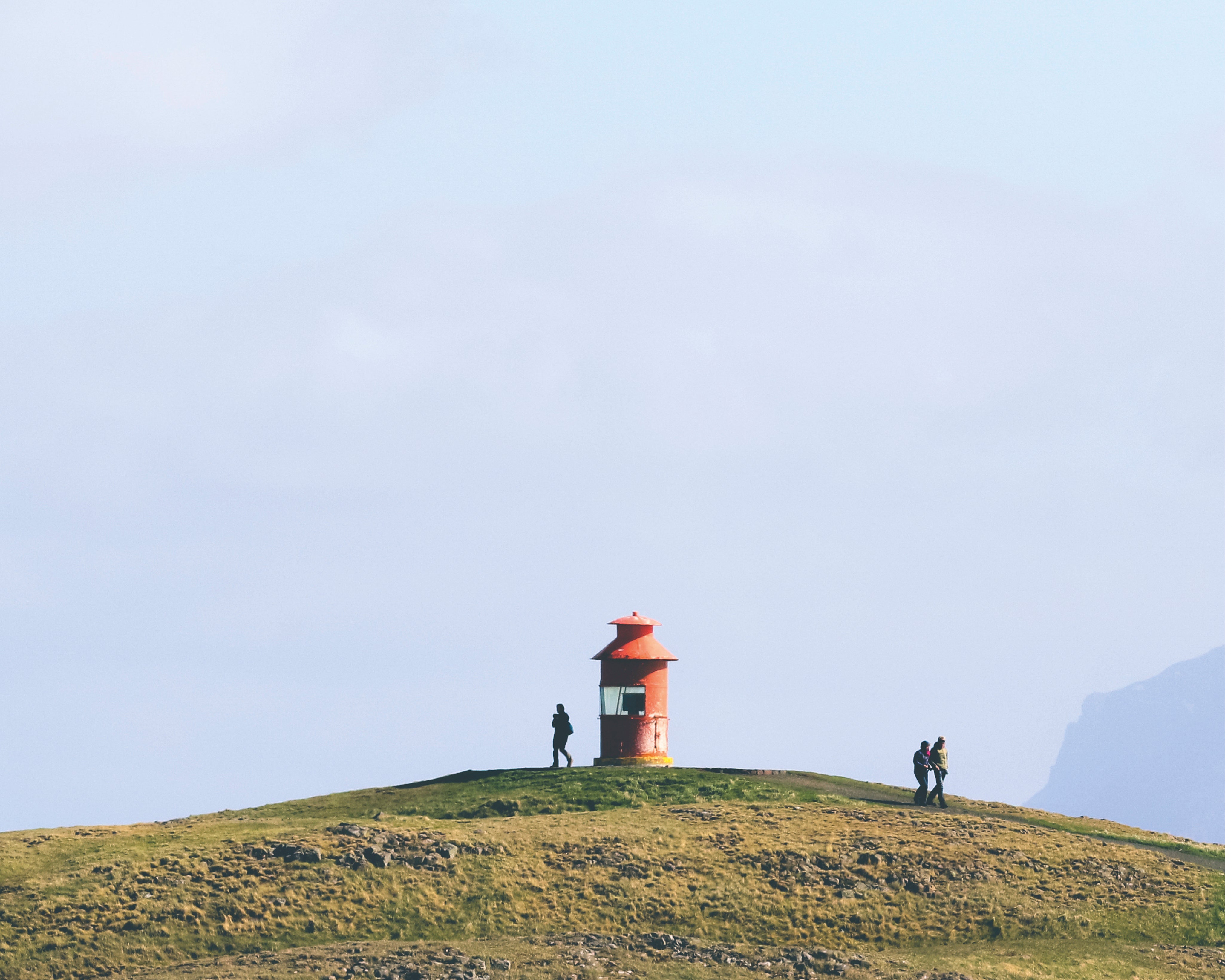 HikingtheHorizon-150x150cm.jpg