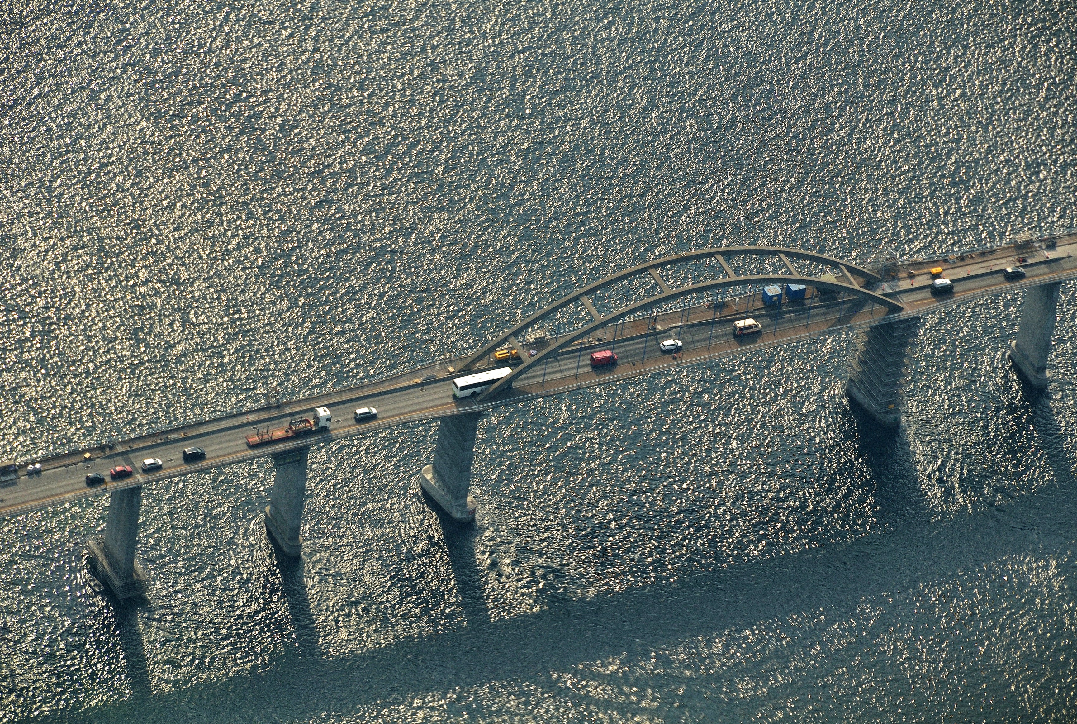 Horizon bridge