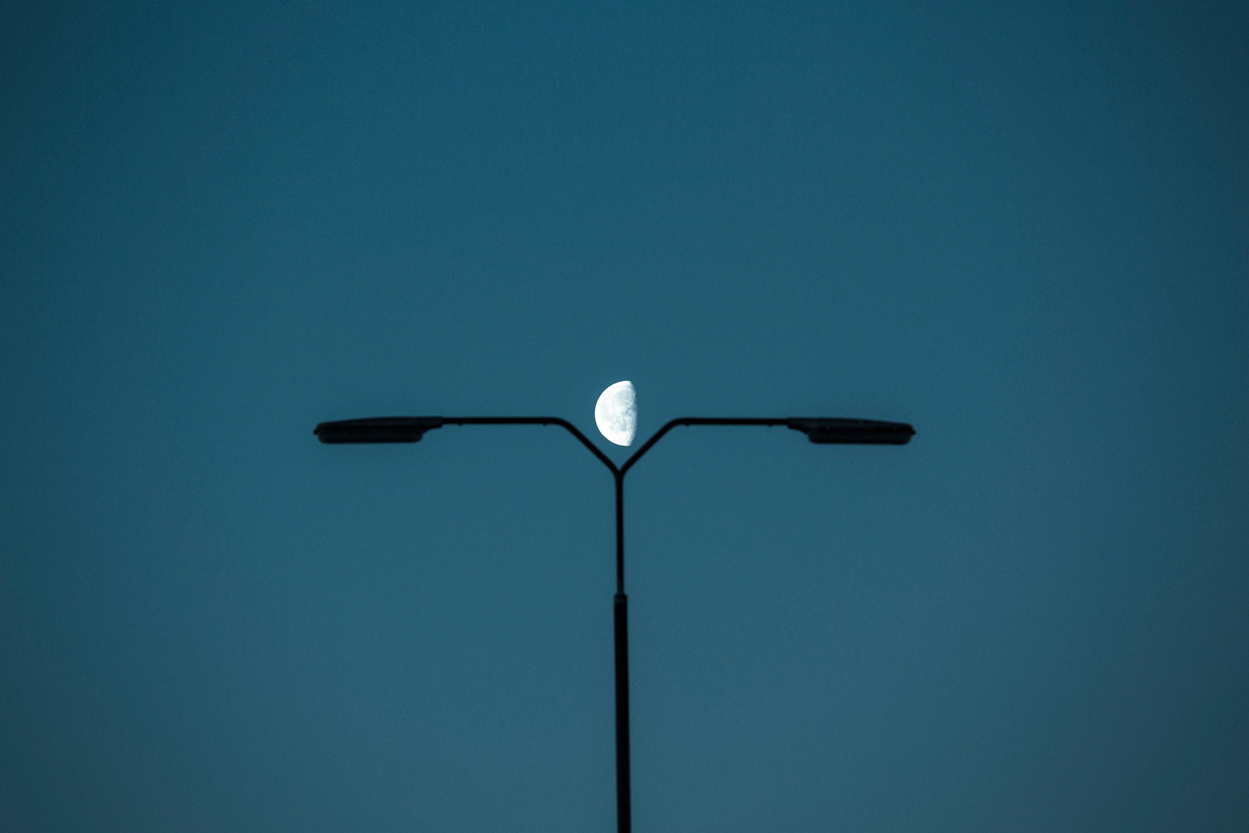 Lightinthedarkness-150x100cm.jpg