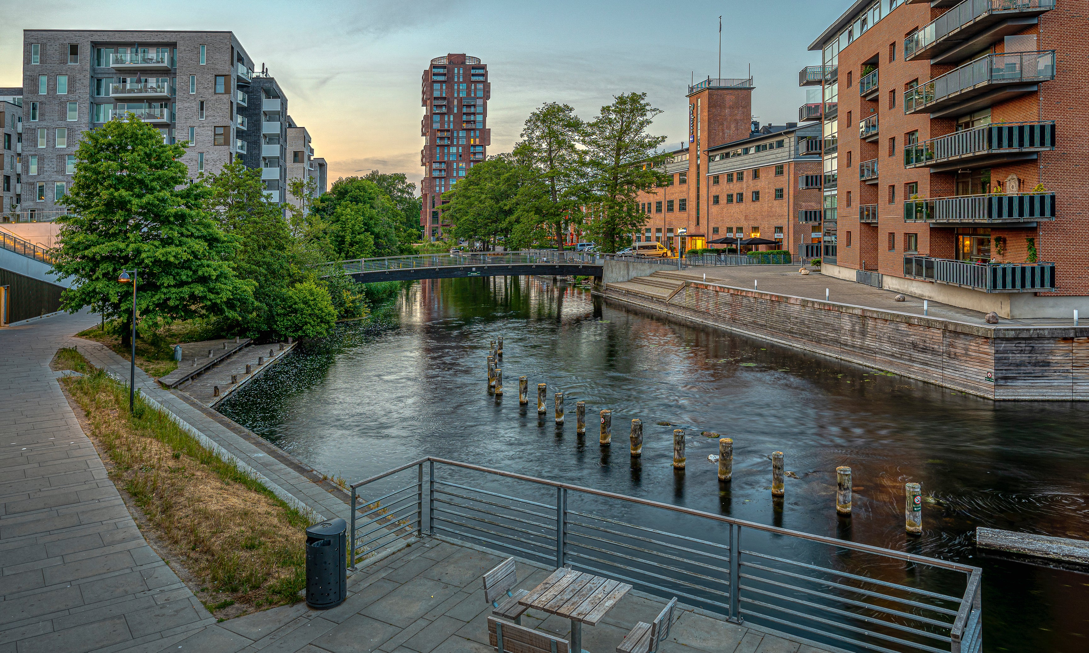 Linesoftheevening-120x80cm.jpg