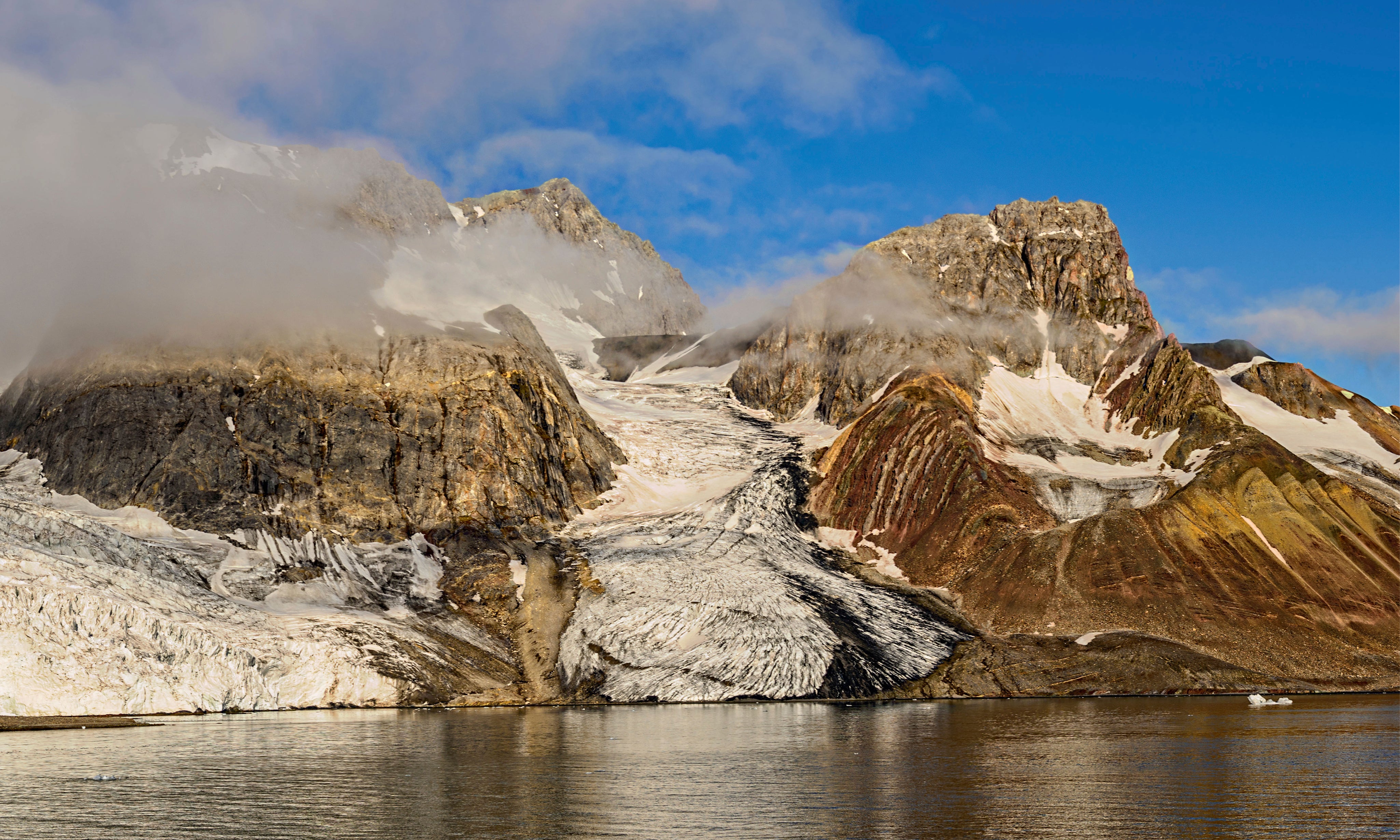 Mistyglacier-150x150cm_03df42de-7b1d-4ad9-aec9-ed7a1040d16a.jpg
