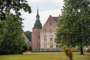 Noble retreat