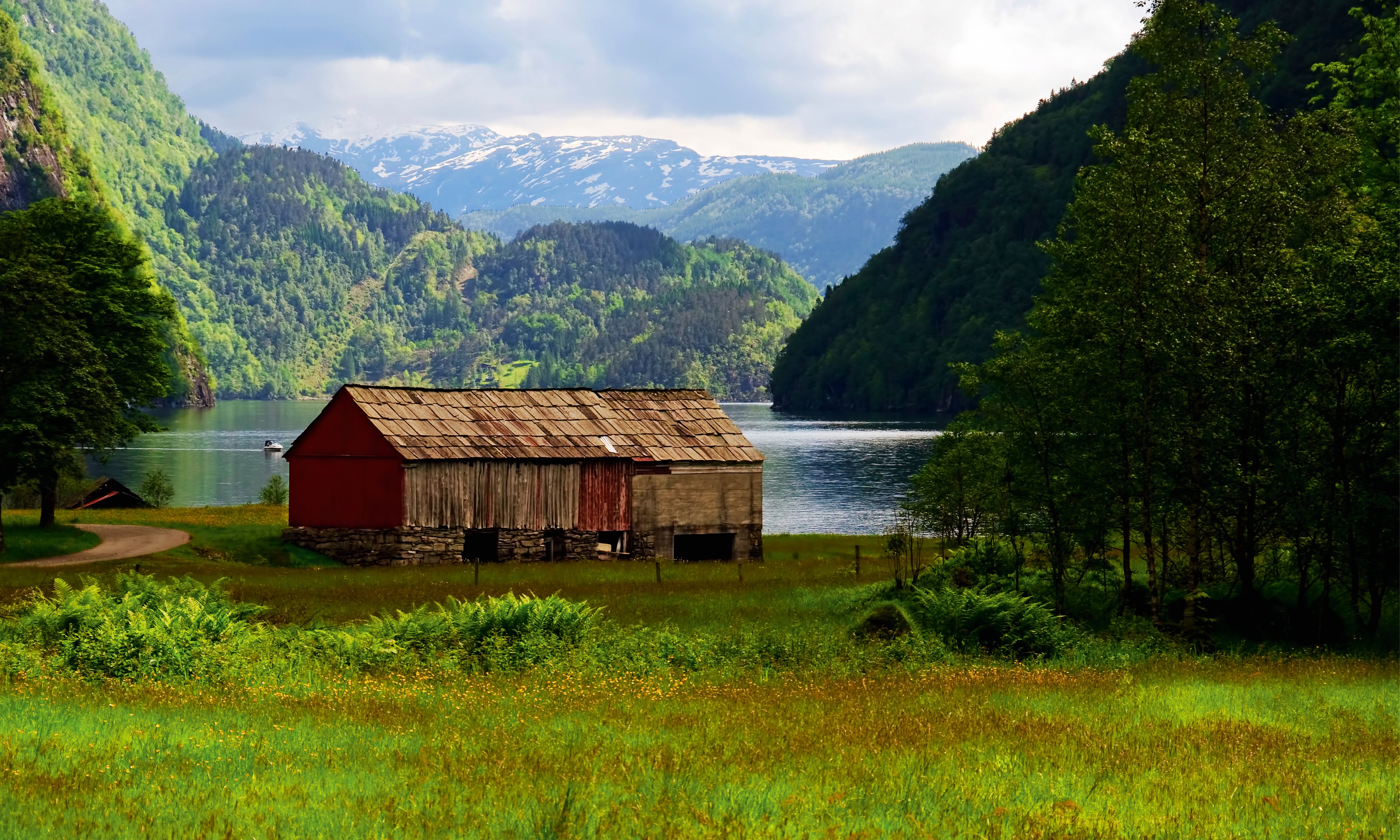Nordicretreat-150x100cm.jpg