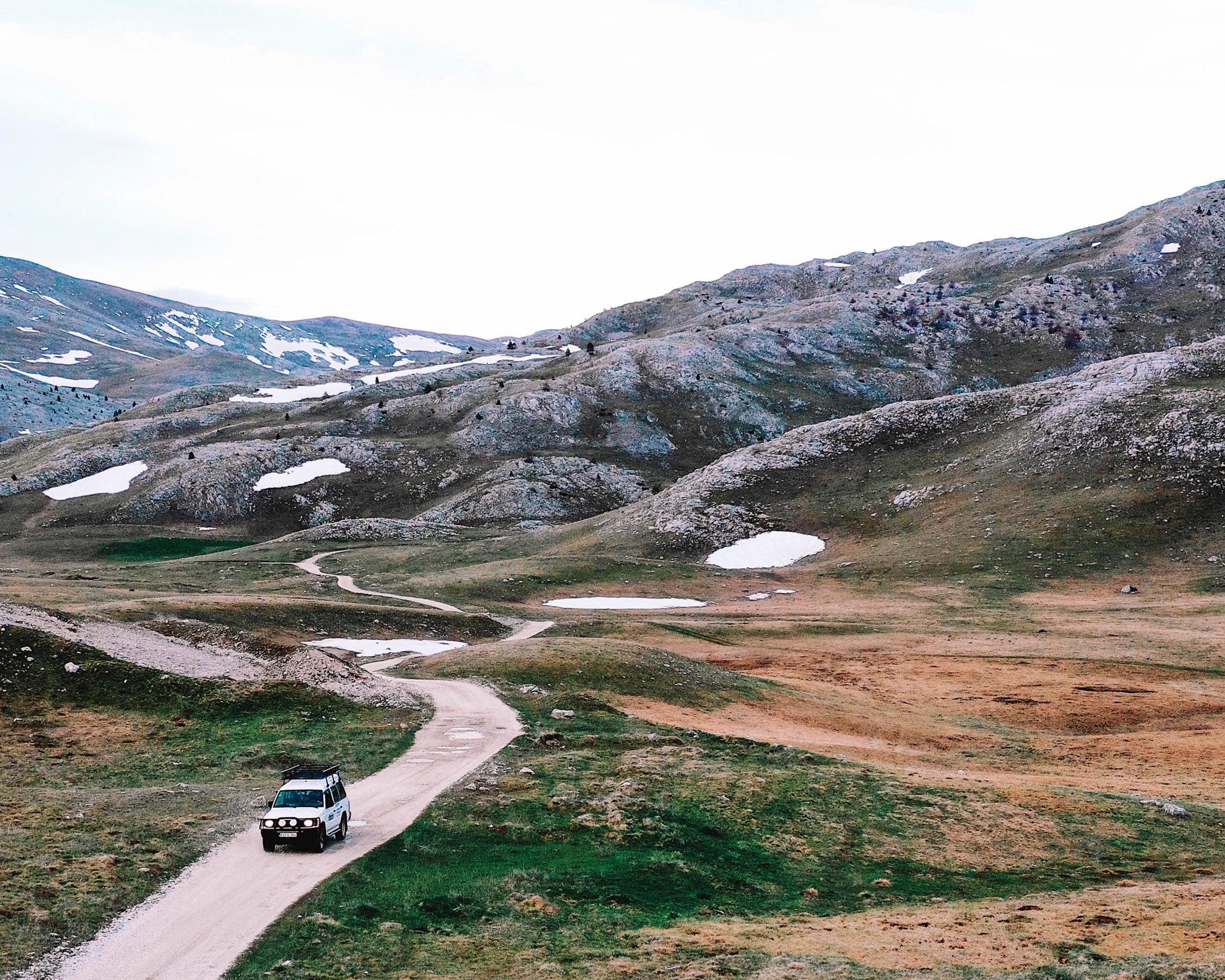 Roadtotheridge-80x80cm.jpg