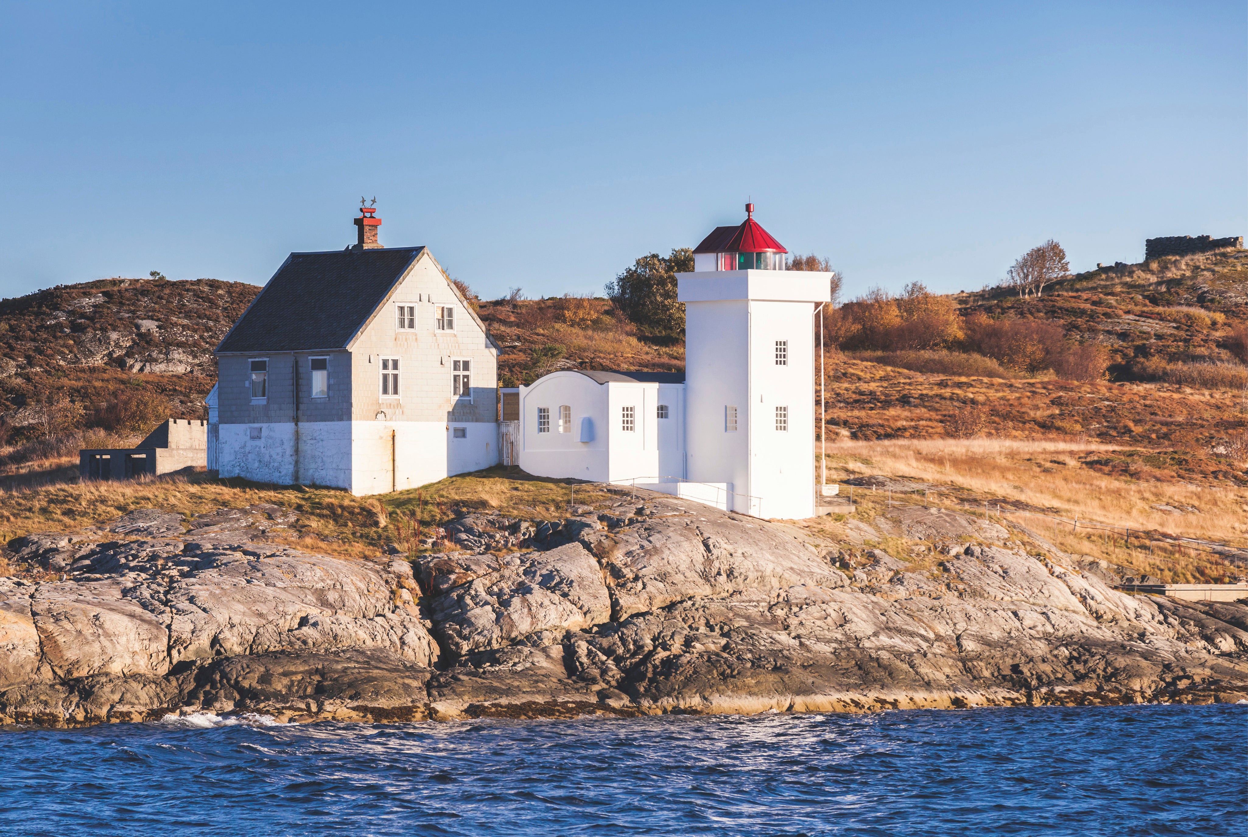Shoreline light