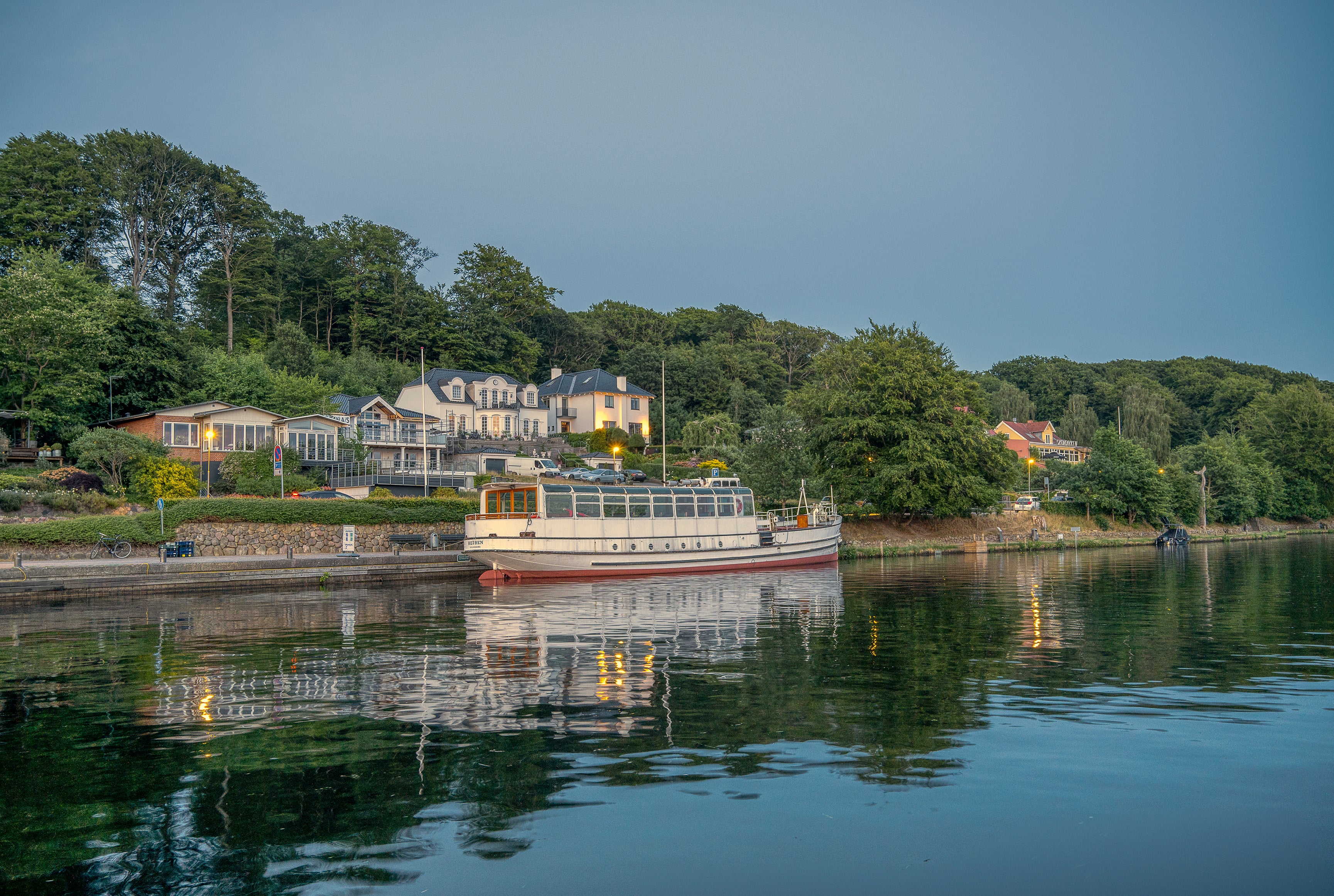 Silence by the harbour
