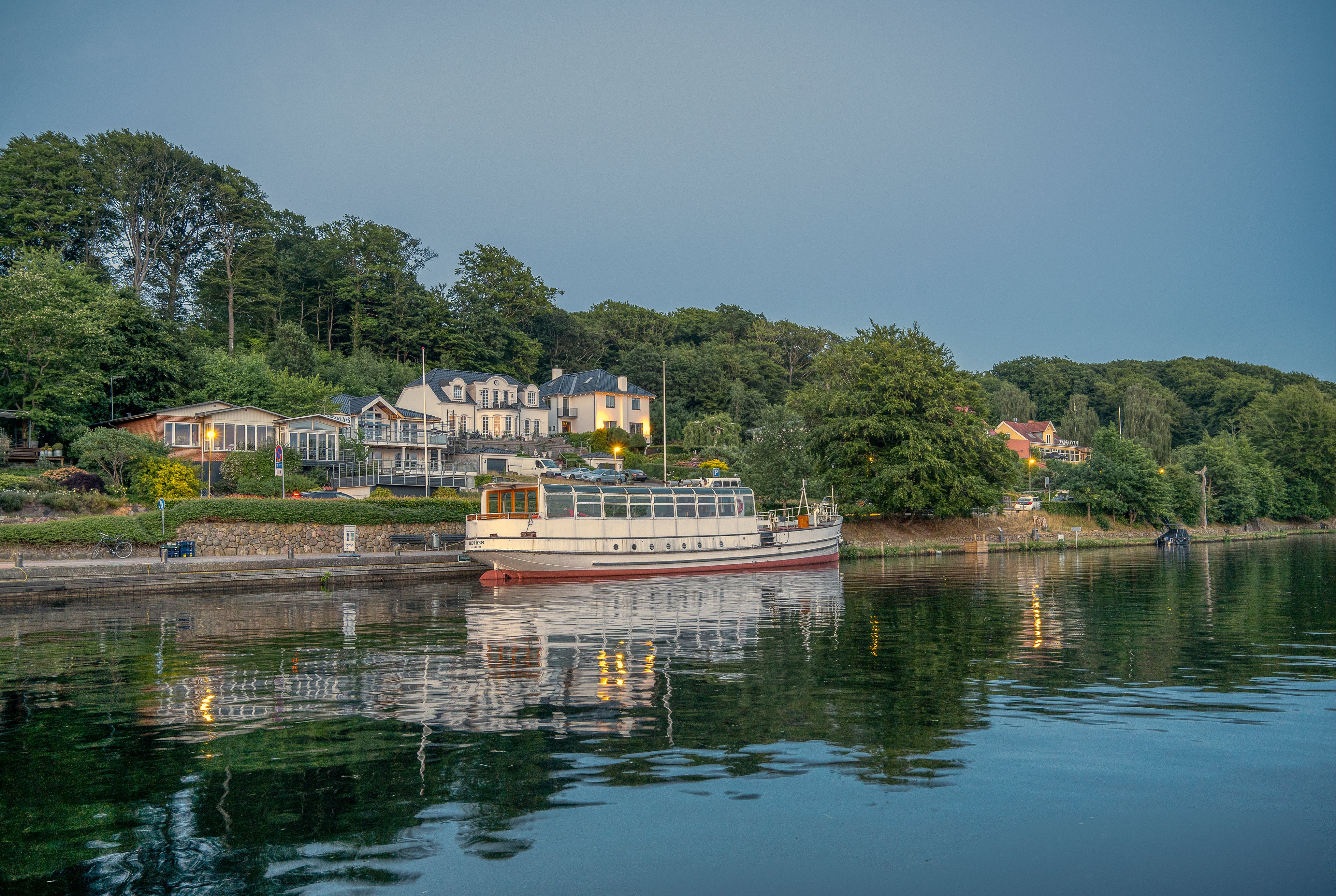 Silence by the harbour