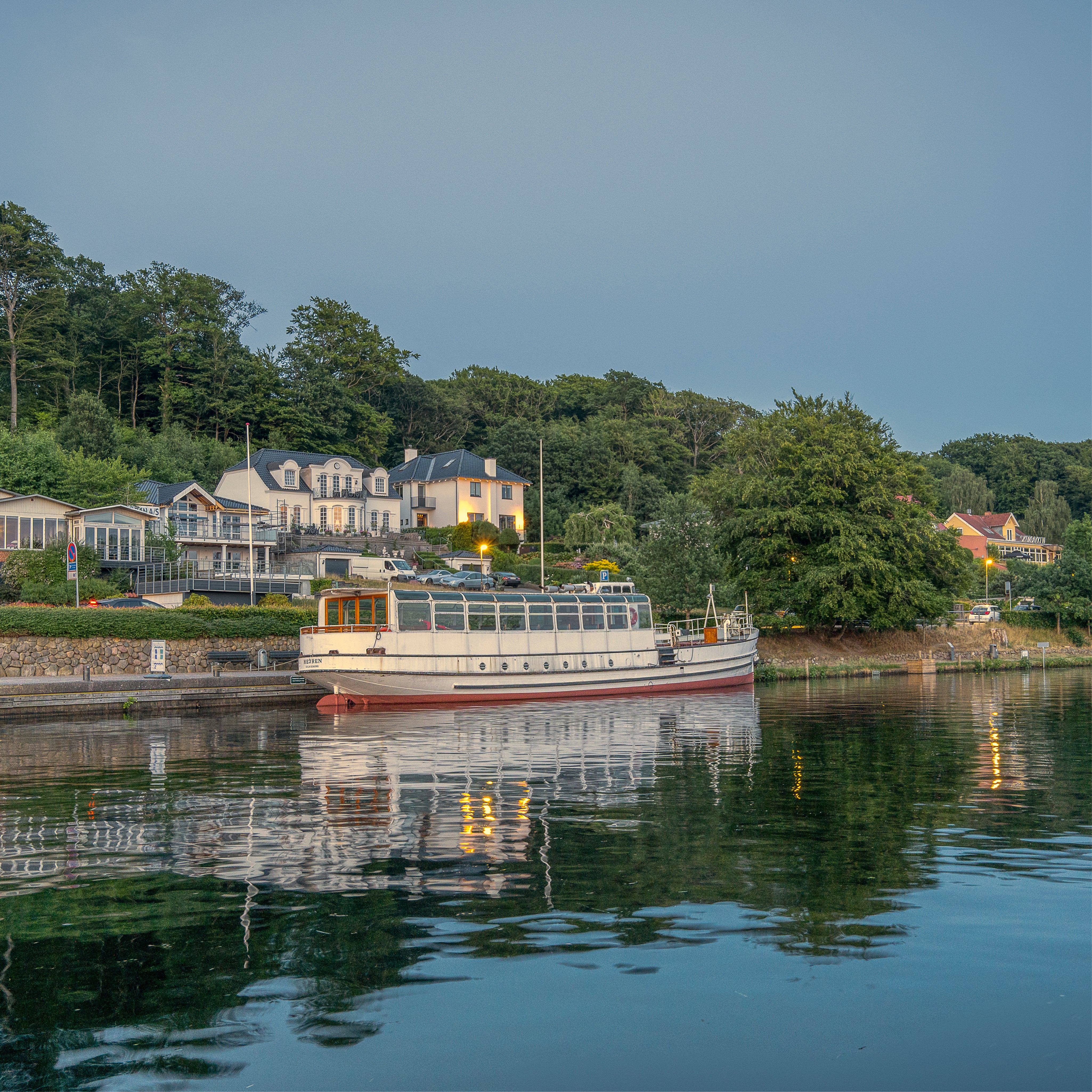 Silence by the harbour