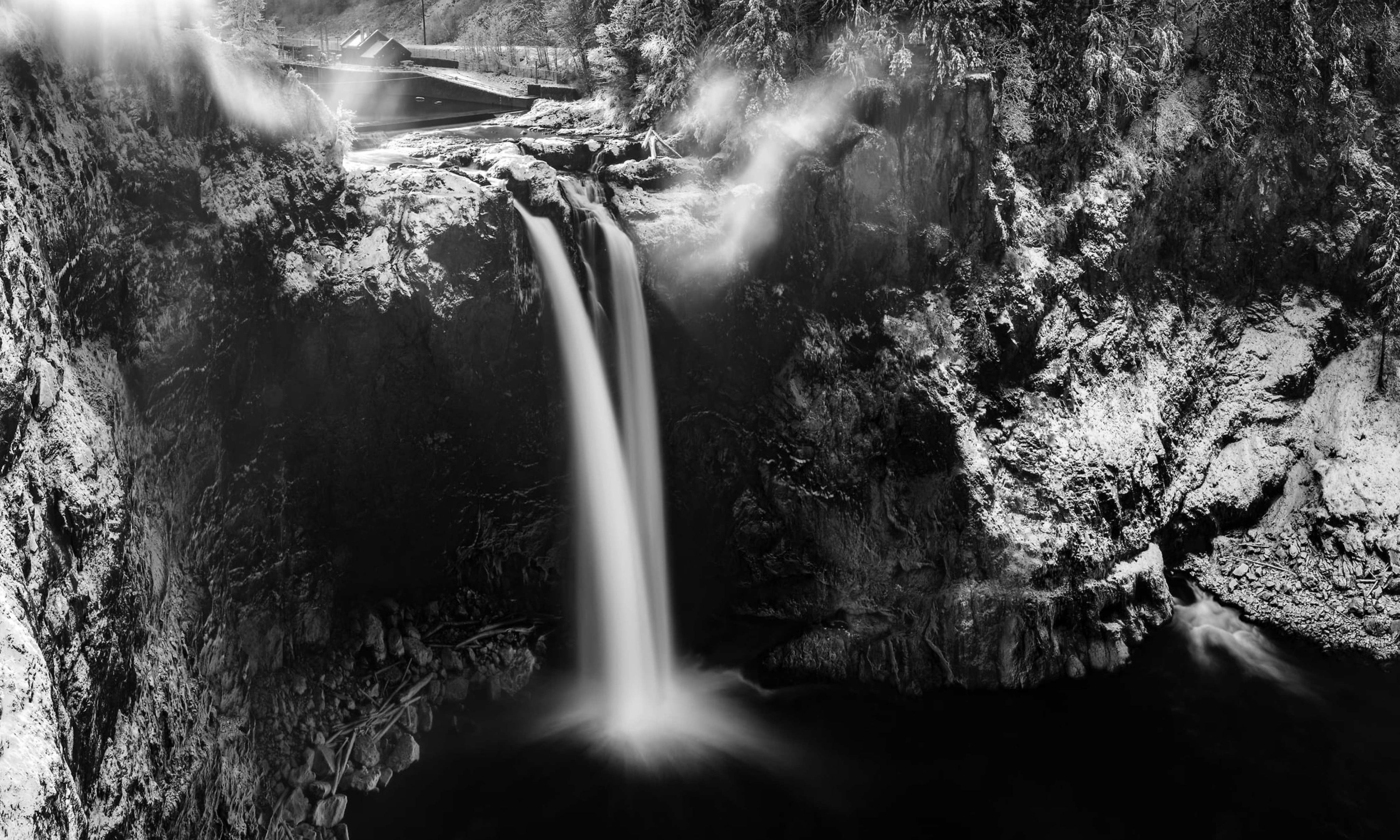 SnoqualmieFallsinWinter.jpg