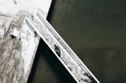 Traces in white geometry